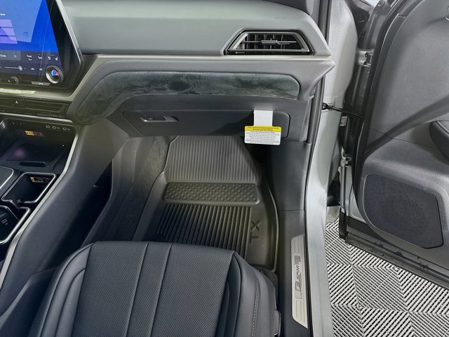 2026 Lexus TX 500h F-Sport Premium - Photo 33