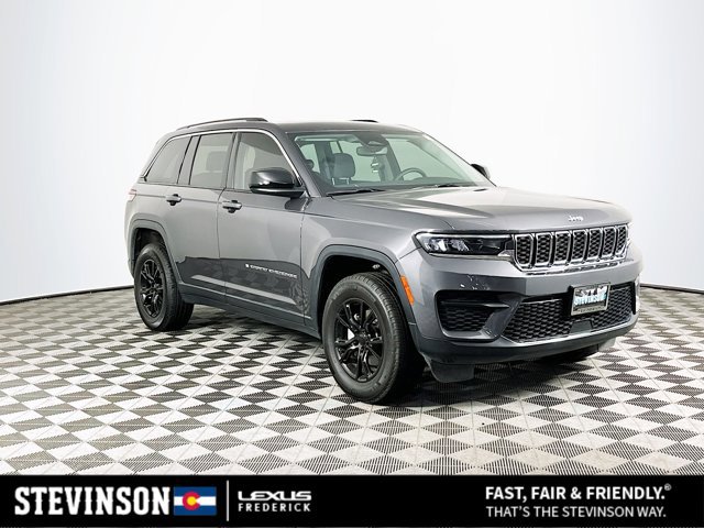 2023 Jeep Grand Cherokee Laredo's photo