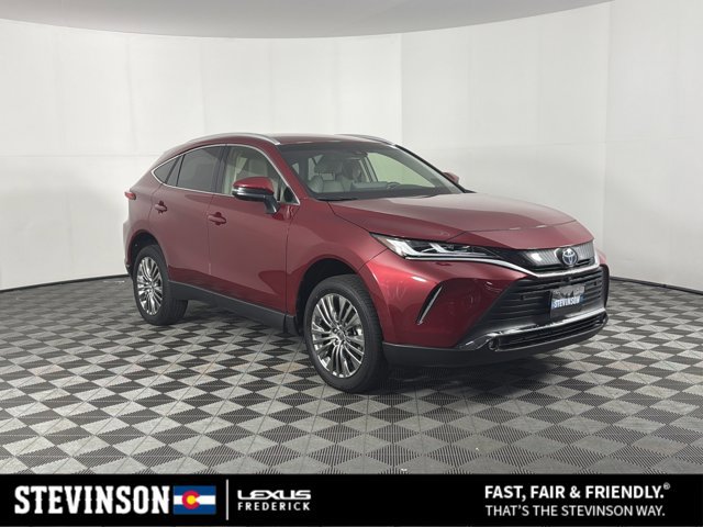 2022 Toyota Venza Limited Hybrid AWD's photo