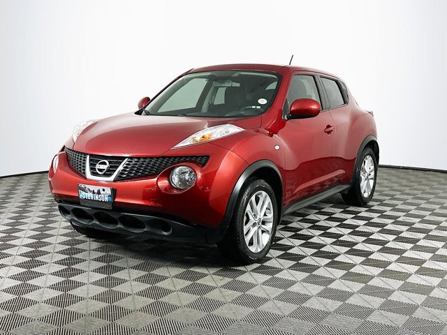 2011 Nissan Juke SV photo 3