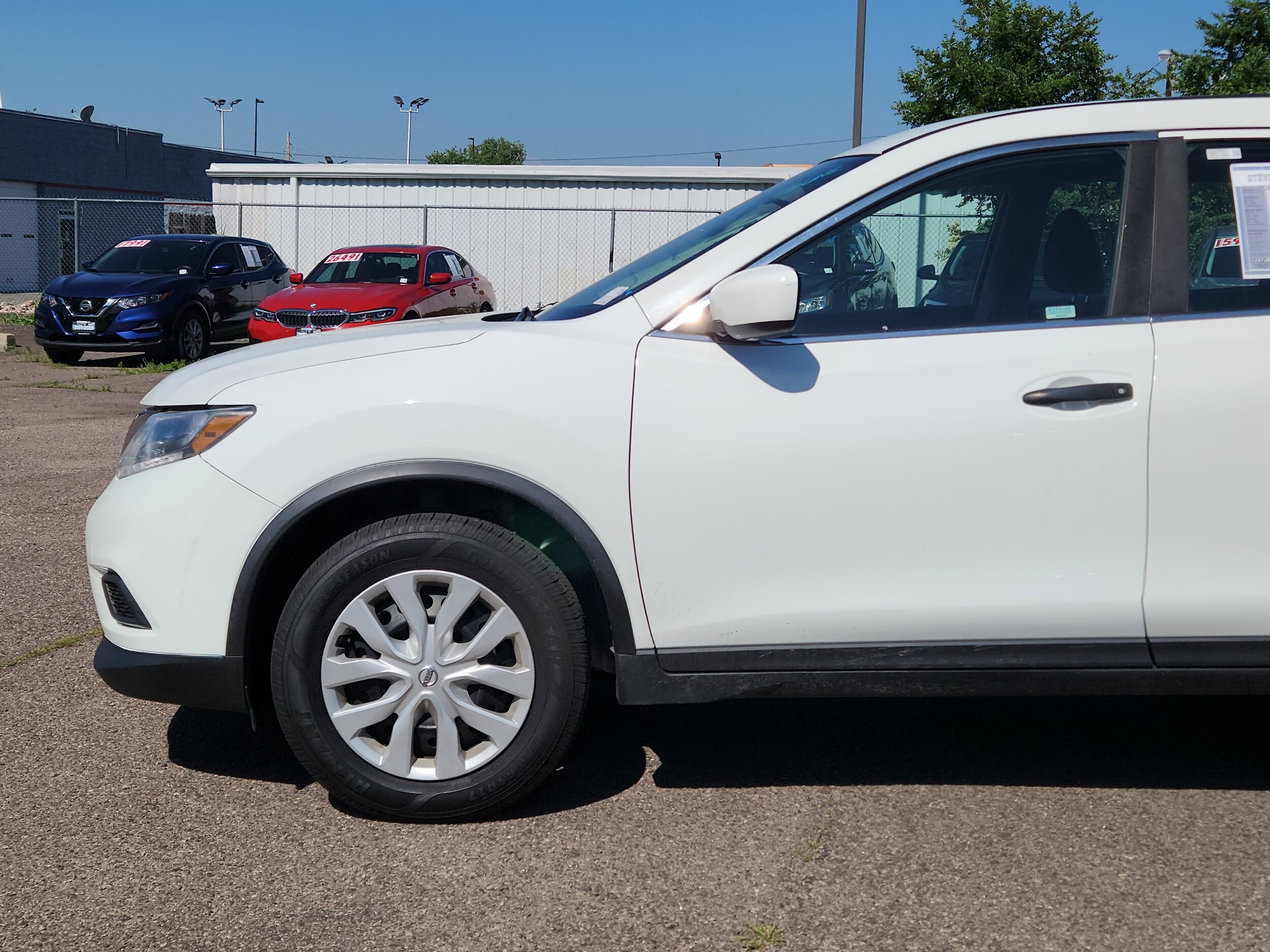 Used 2016 Nissan Rogue S with VIN KNMAT2MV6GP668819 for sale in Aurora, CO