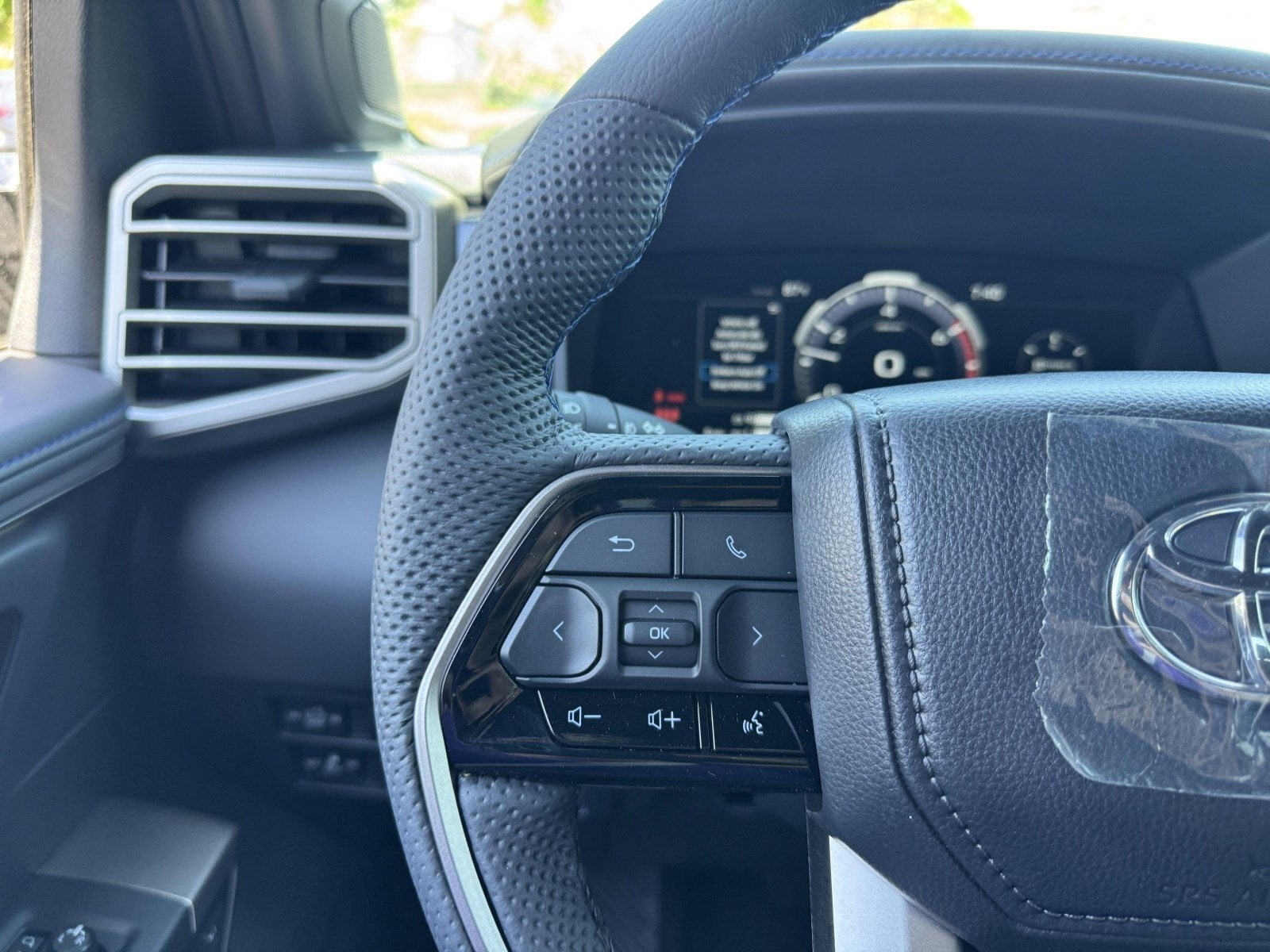 2026 Toyota Tundra Platinum - Photo 23
