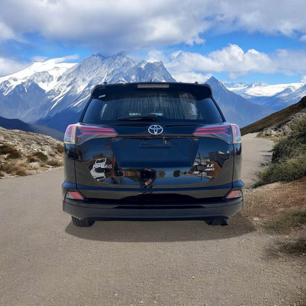 Used 2018 Toyota RAV4 SUV