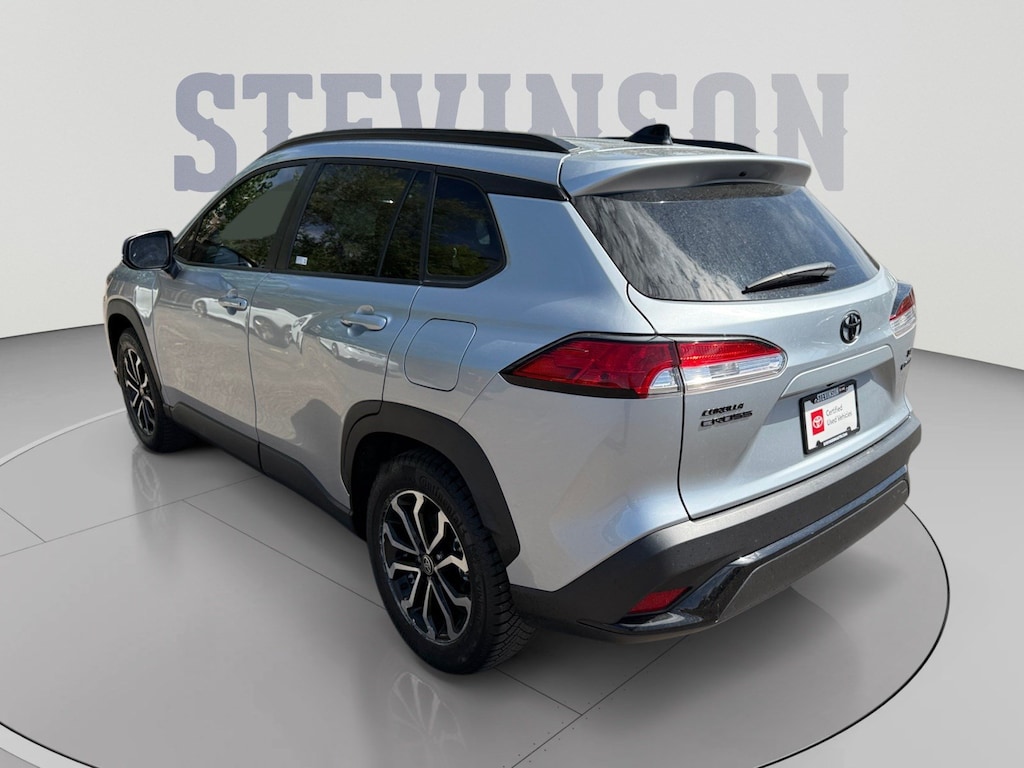 Used 2025 Toyota Corolla Cross Hybrid SE SUV