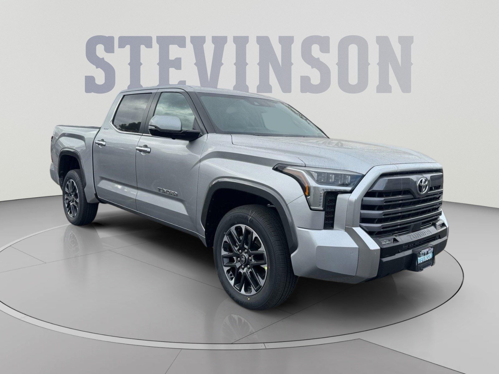 2026 Toyota Tundra Limited - Photo 10