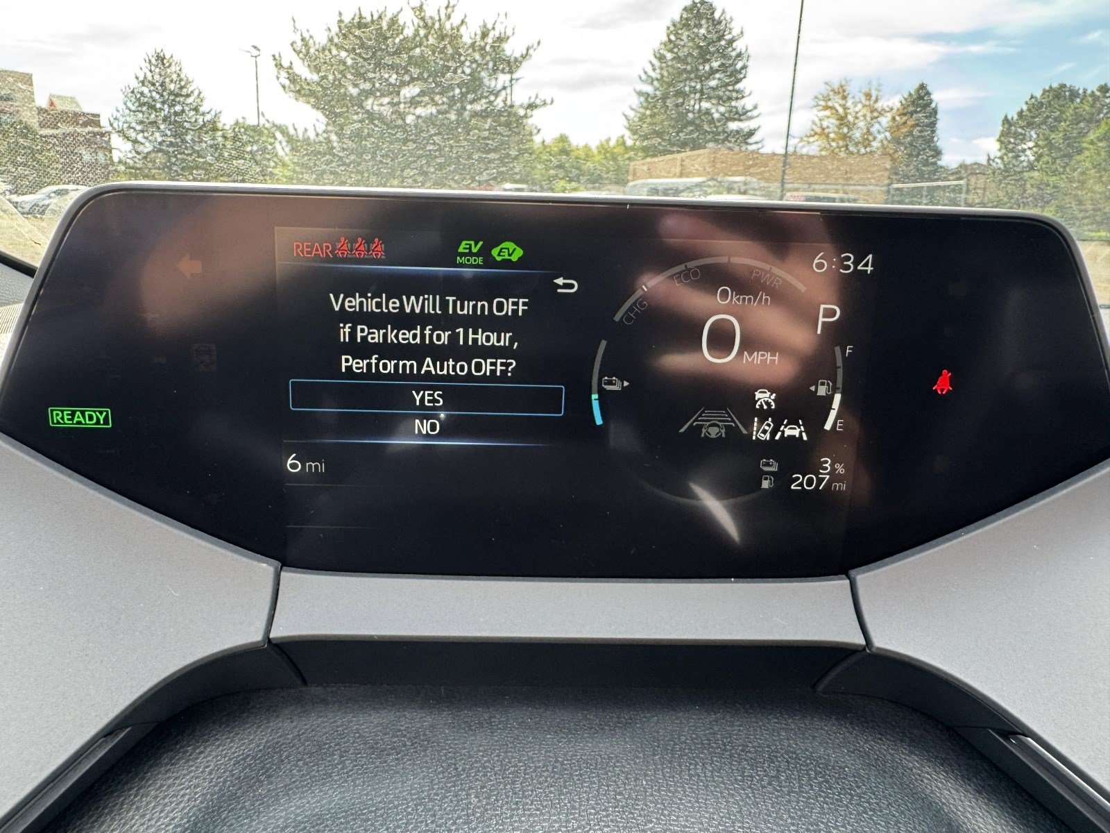 2026 Toyota Prius Plug-in Hybrid SE - Photo 24