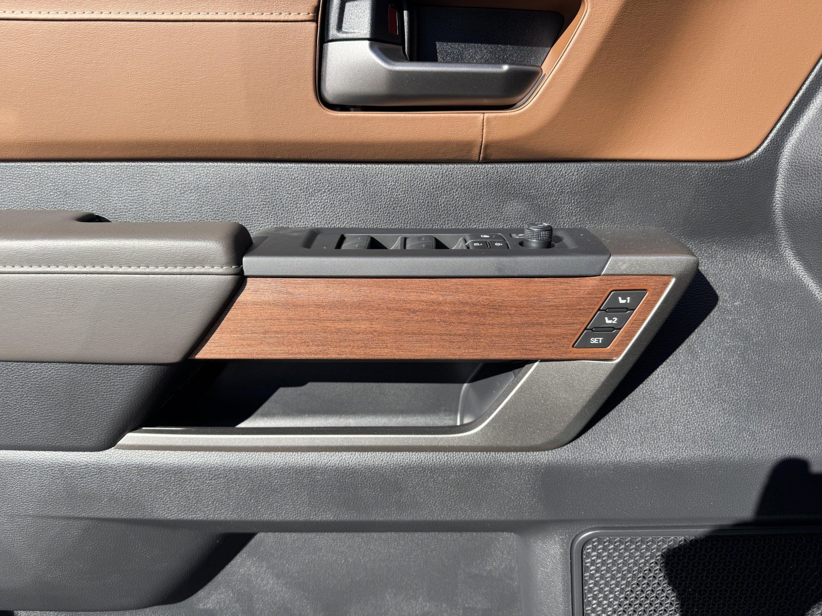 2026 Toyota Tundra 1794 Edition - Photo 9