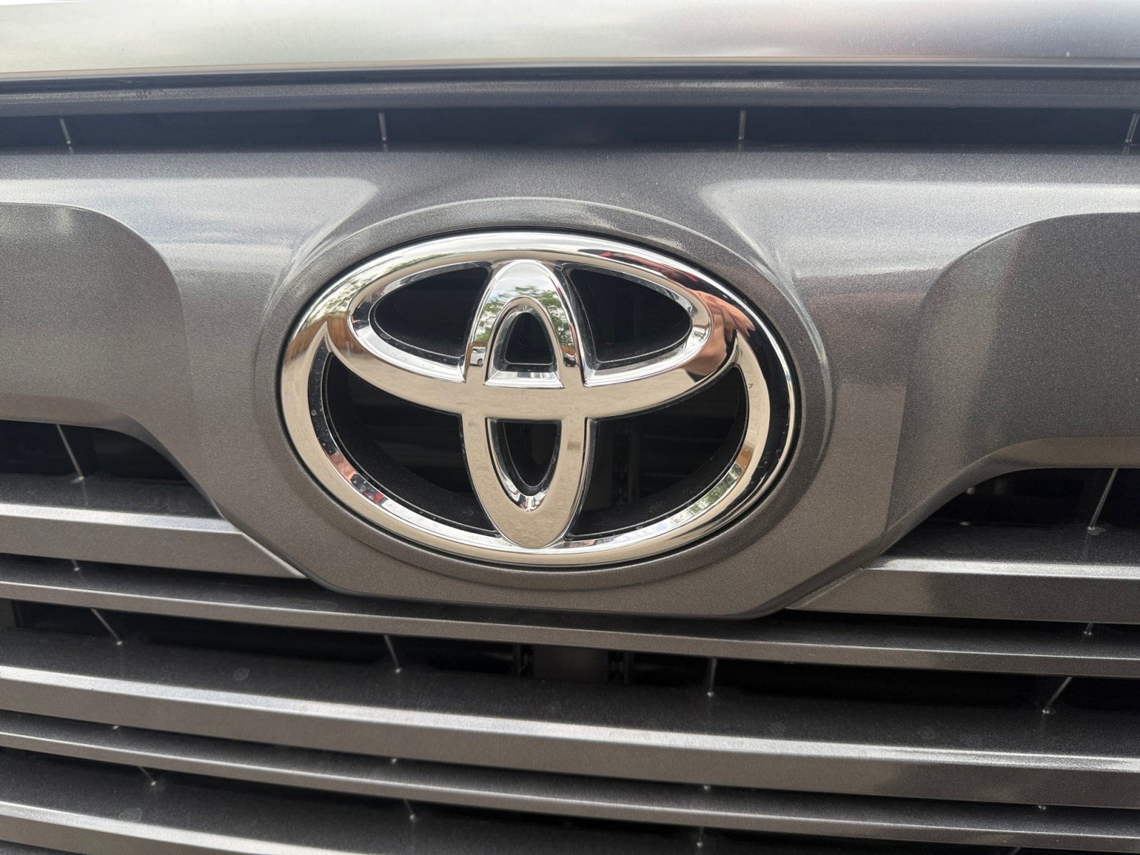 2025 Toyota Tundra Limited - Photo 25