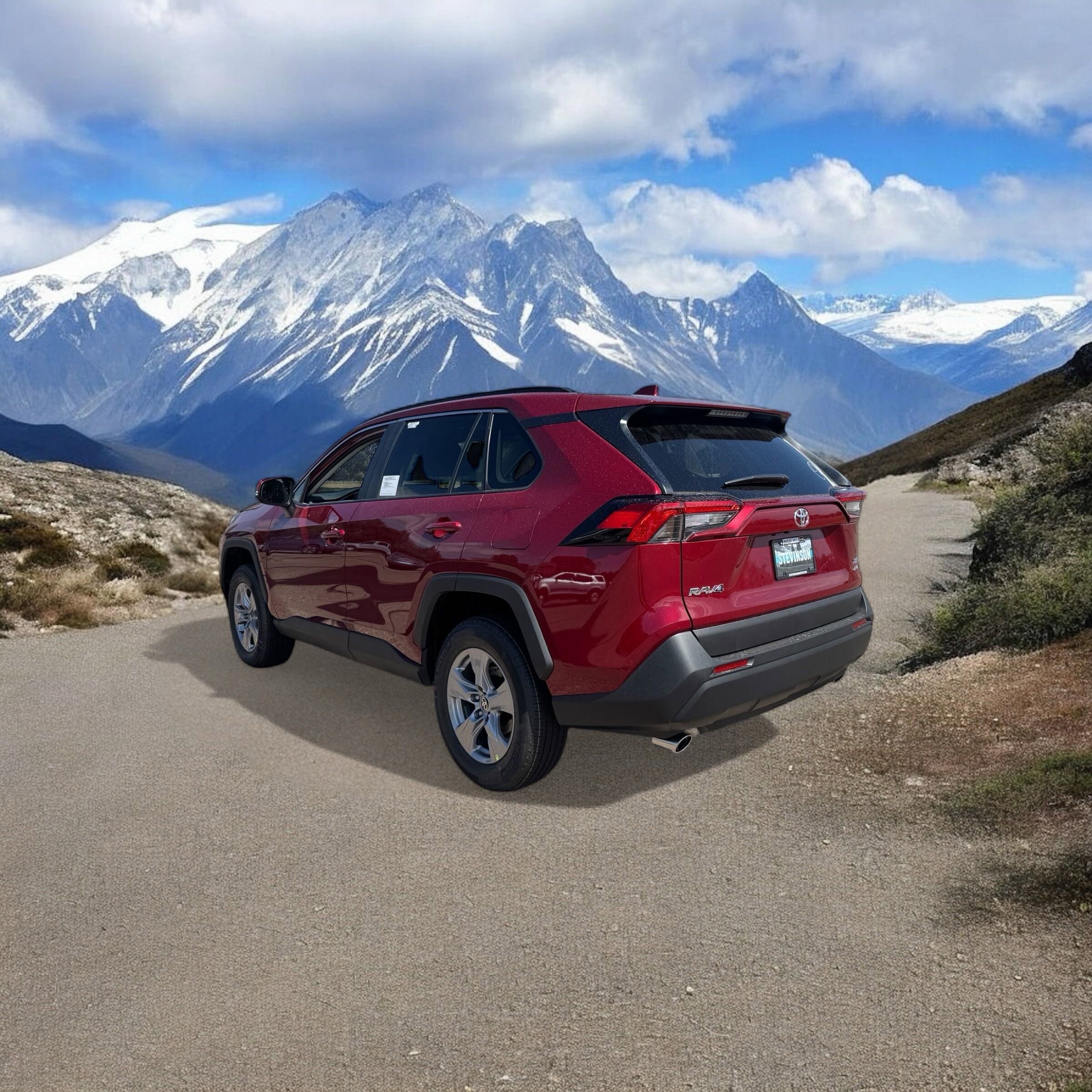 2025 Toyota RAV4 XLE photo 2