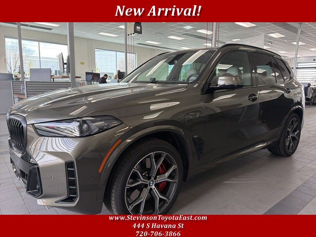 2026 BMW X5 xDrive50e's photo
