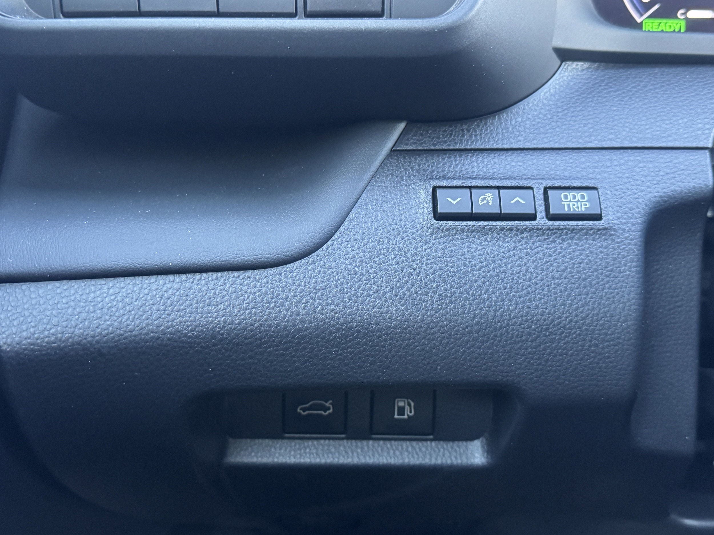 2025 Toyota Crown XLE photo 4