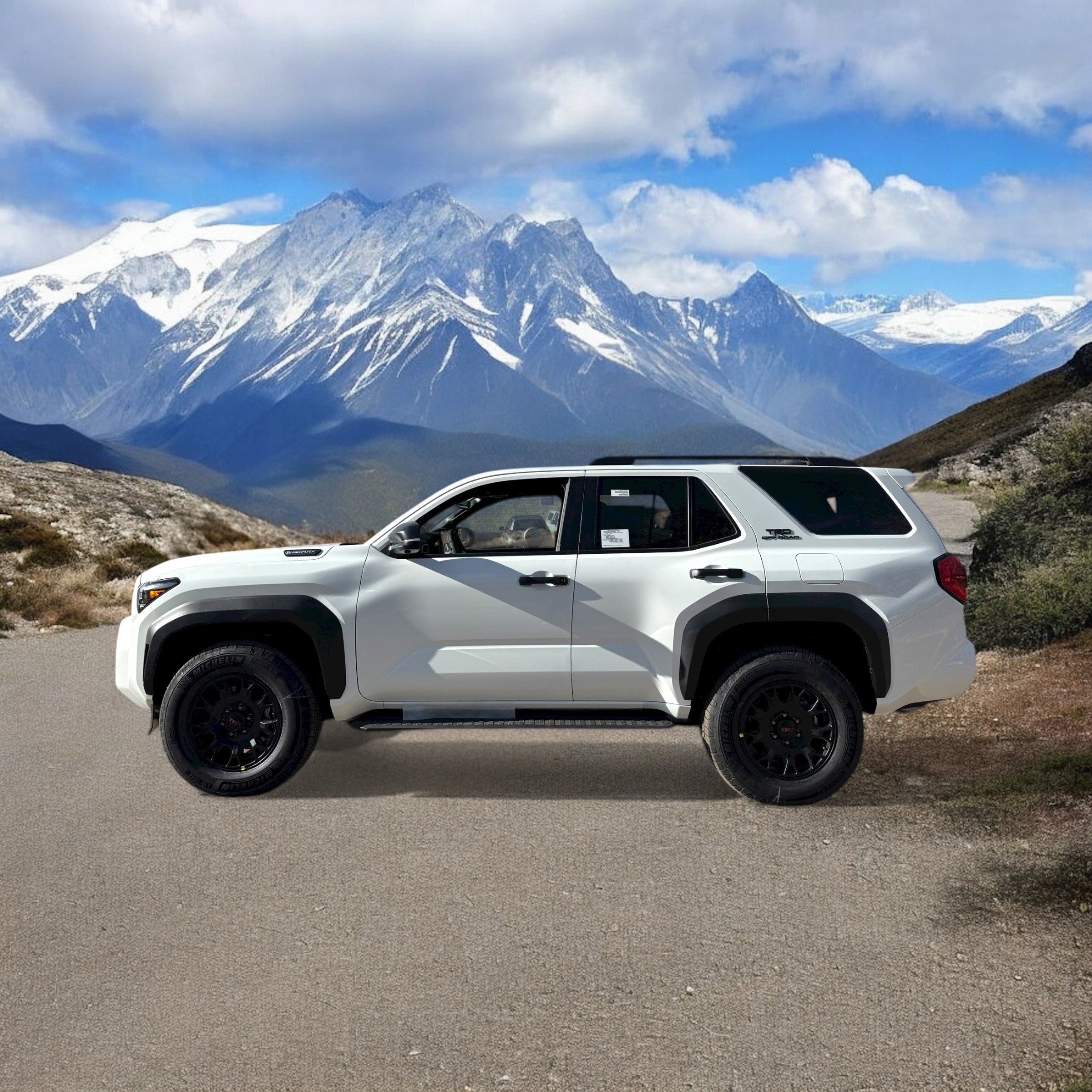 2025 Toyota 4Runner TRD Off-Road Premium photo 2