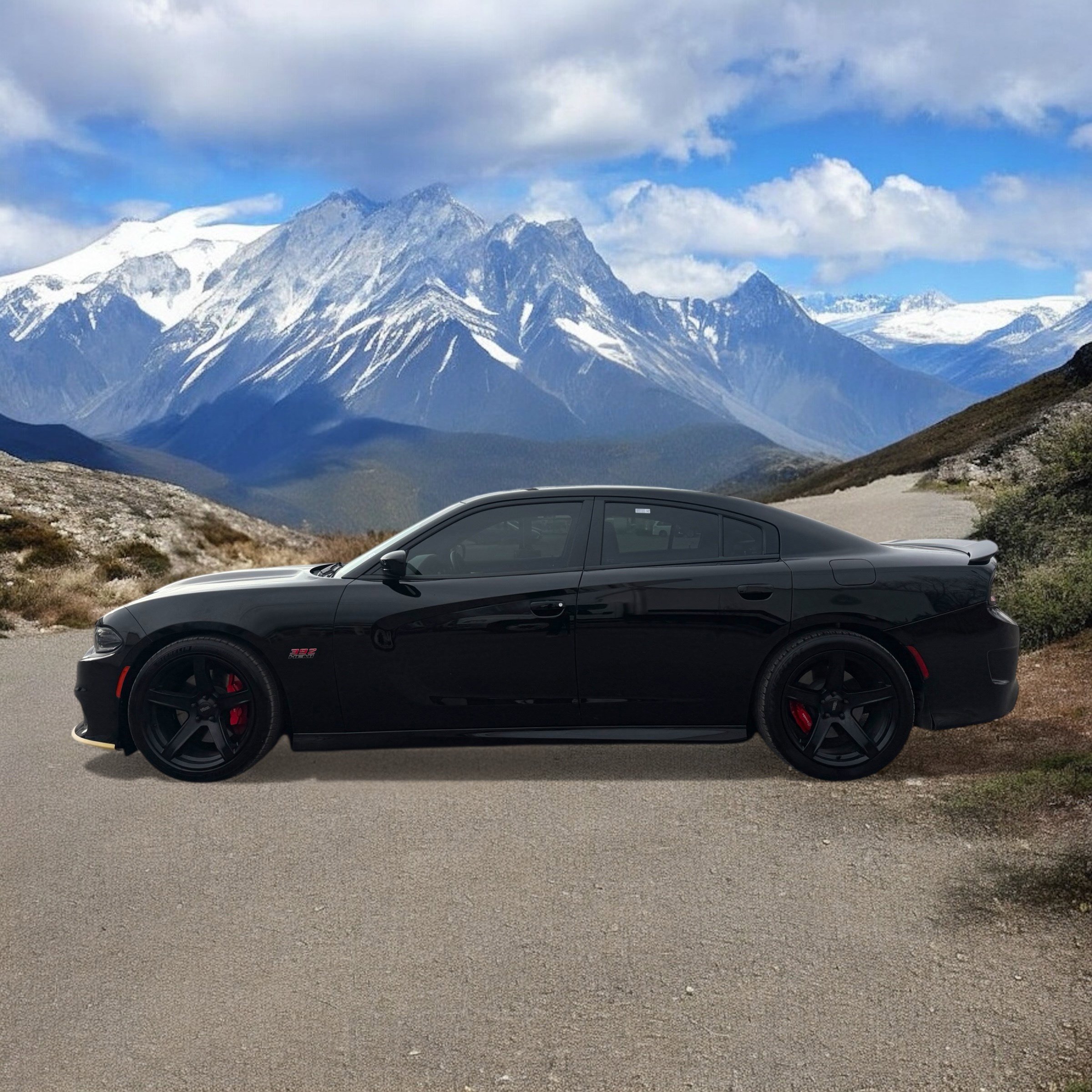 2022 Dodge Charger Scat Pack photo 2