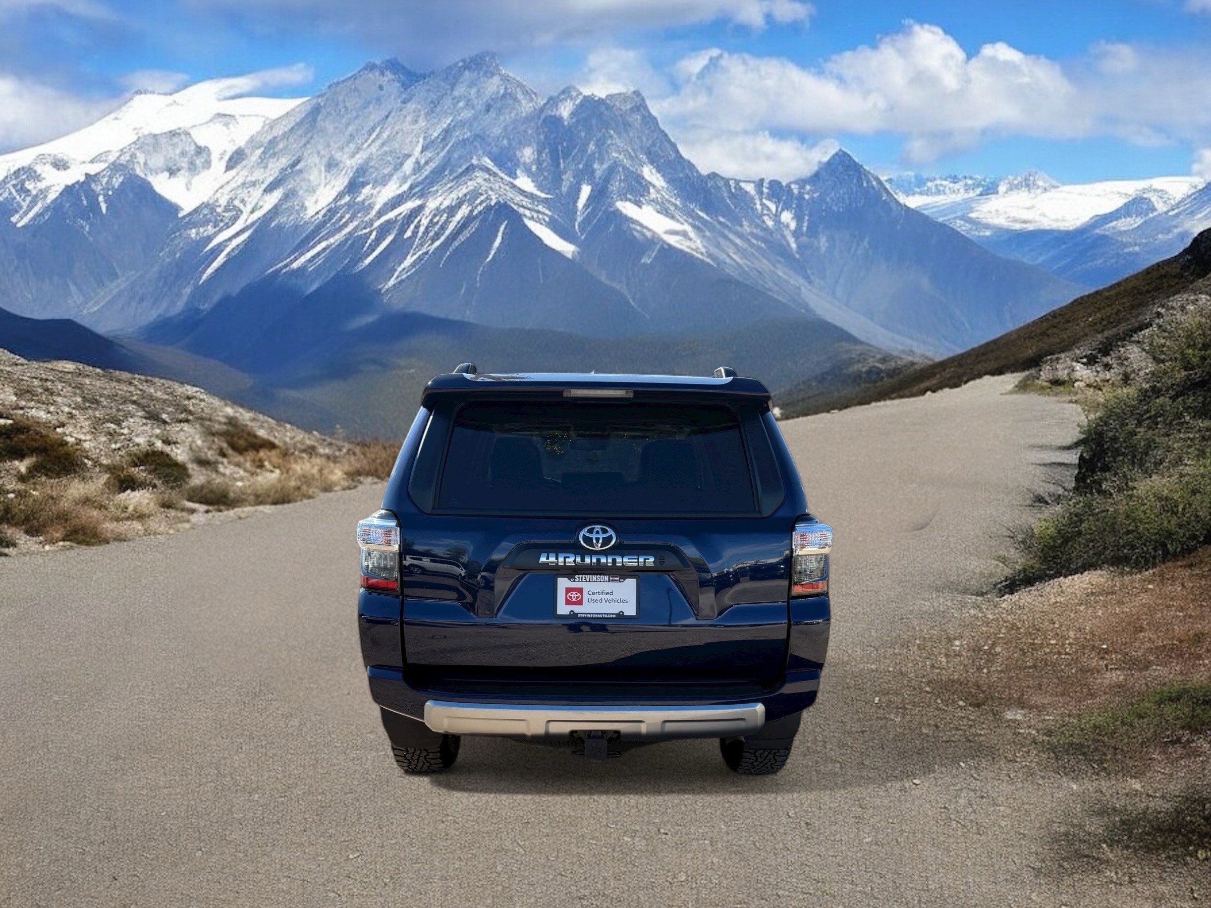 2022 Toyota 4Runner TRD photo 3