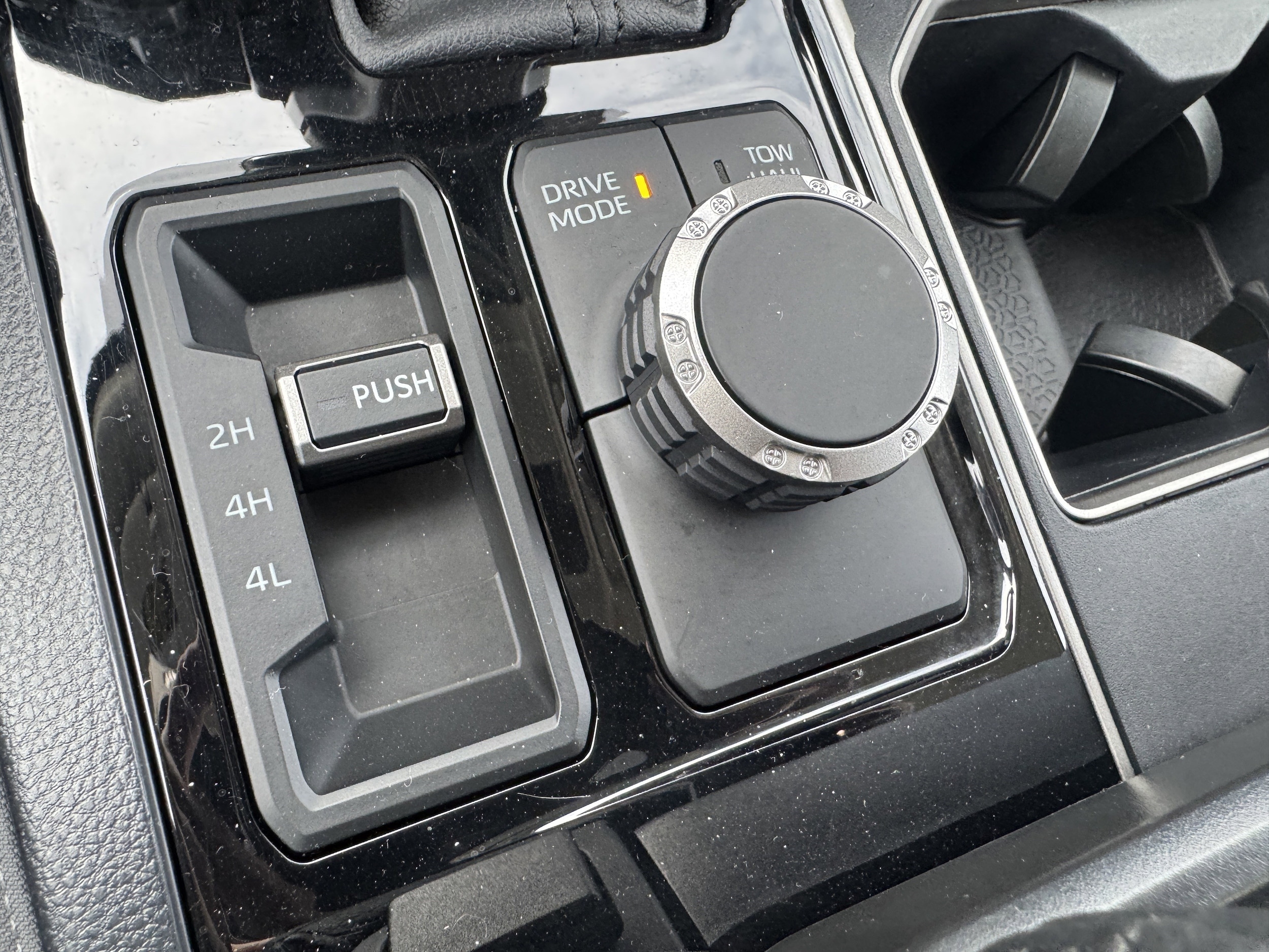 2024 Toyota Tundra SR5 - Photo 32