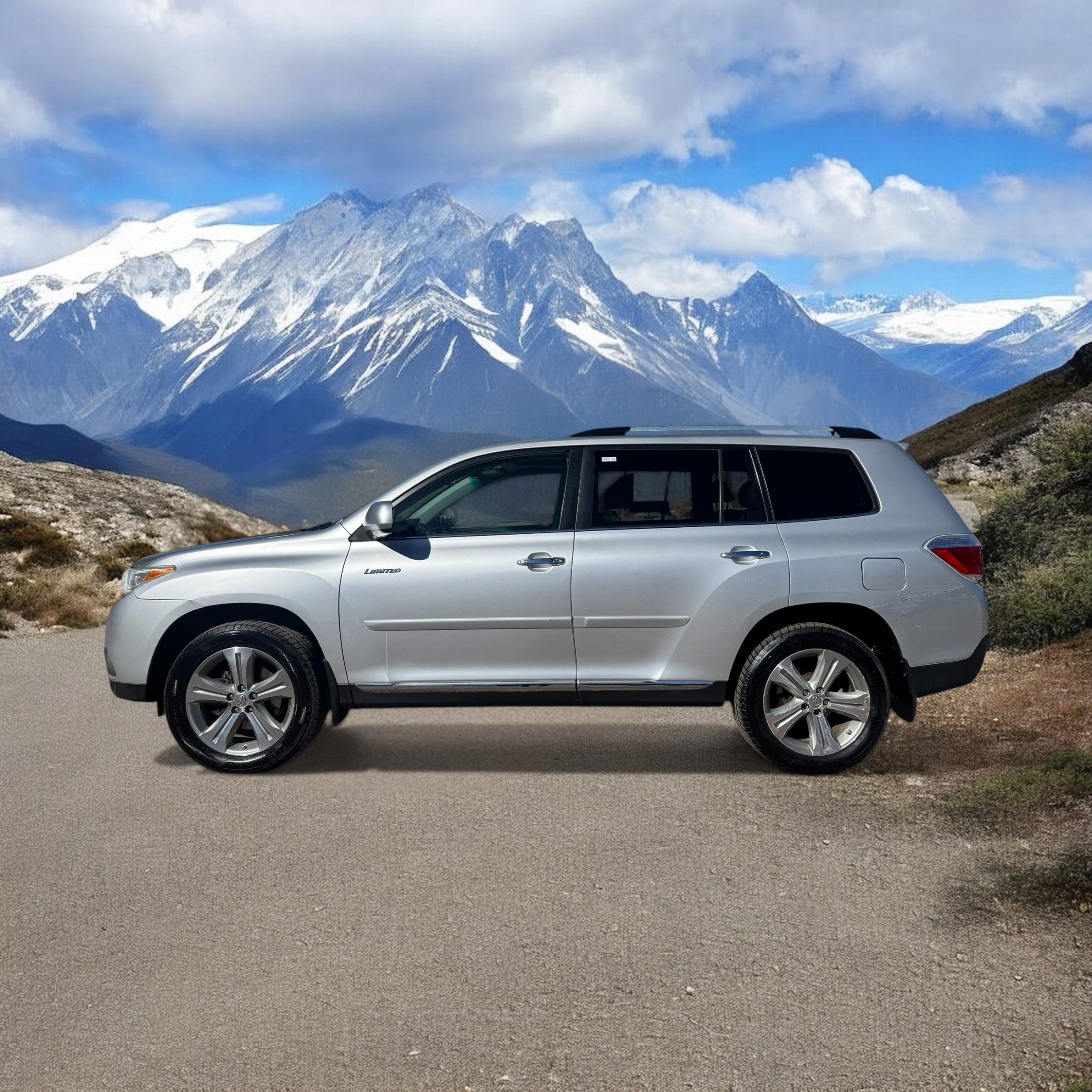 Used 2012 Toyota Highlander Limited with VIN 5TDDK3EHXCS163963 for sale in Aurora, CO