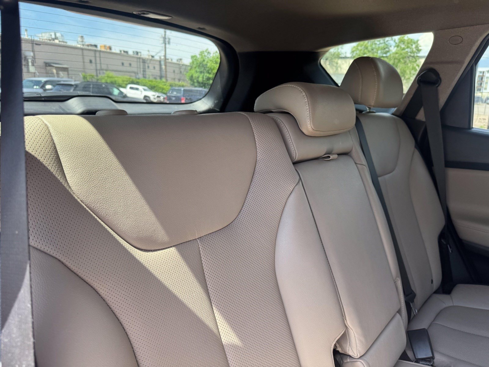 2020 Hyundai Santa Fe Limited - Photo 21