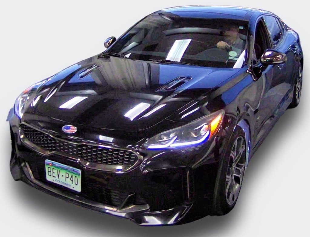 2018 Kia Stinger GT1's photo