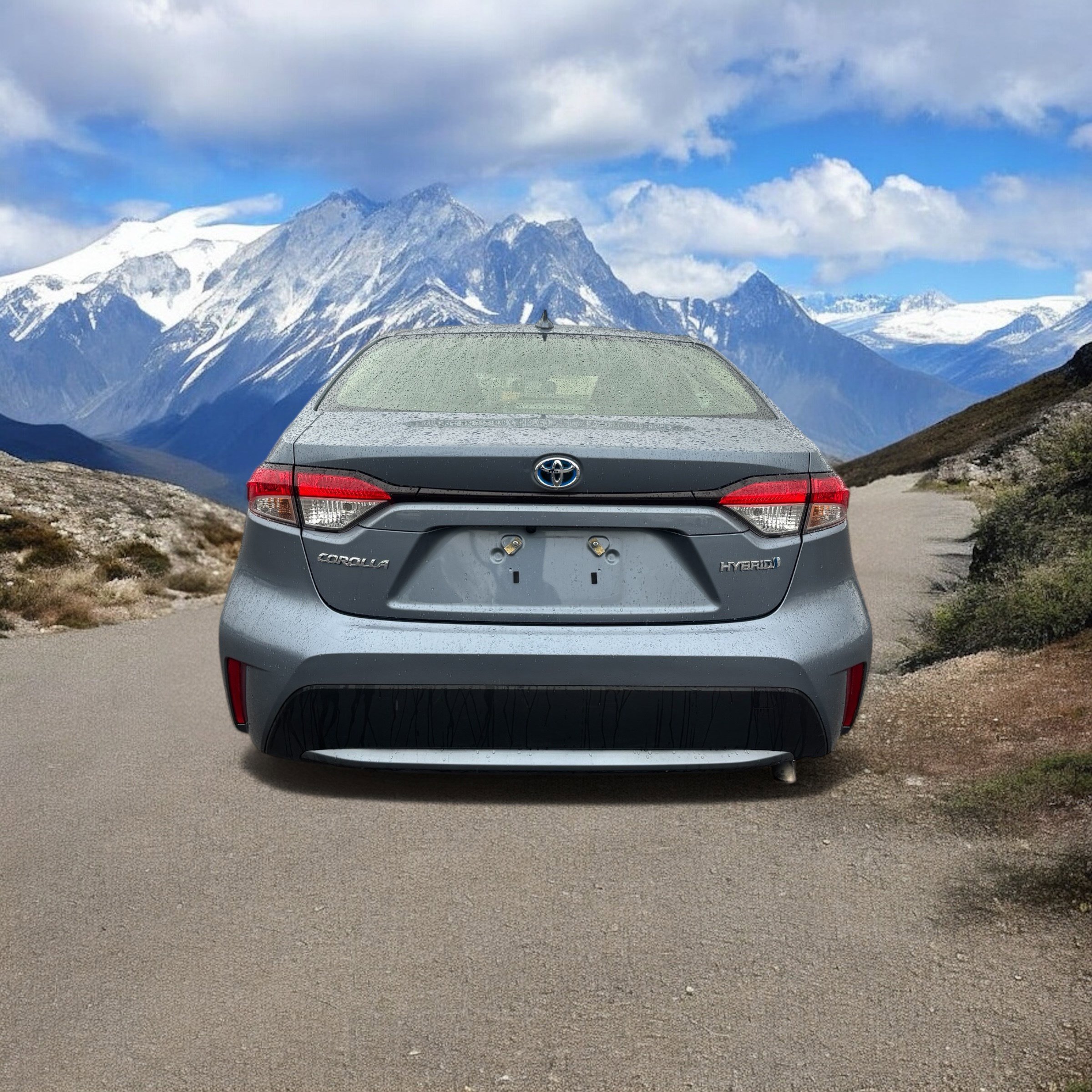 2022 Toyota Corolla Hybrid LE photo 3