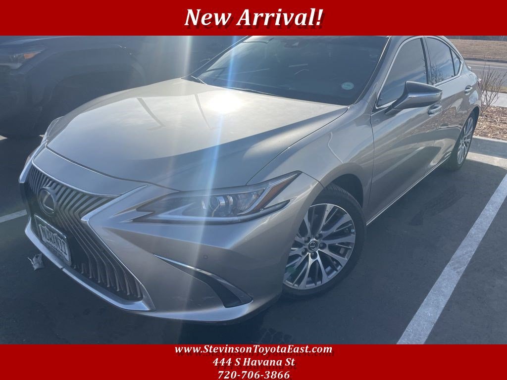 2020 Lexus ES Hybrid 300h