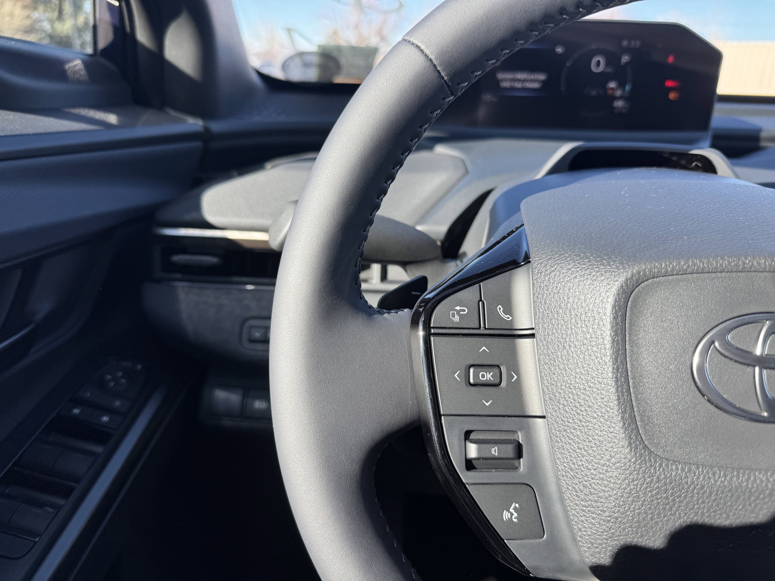 2026 Toyota bZ XLE - Photo 24