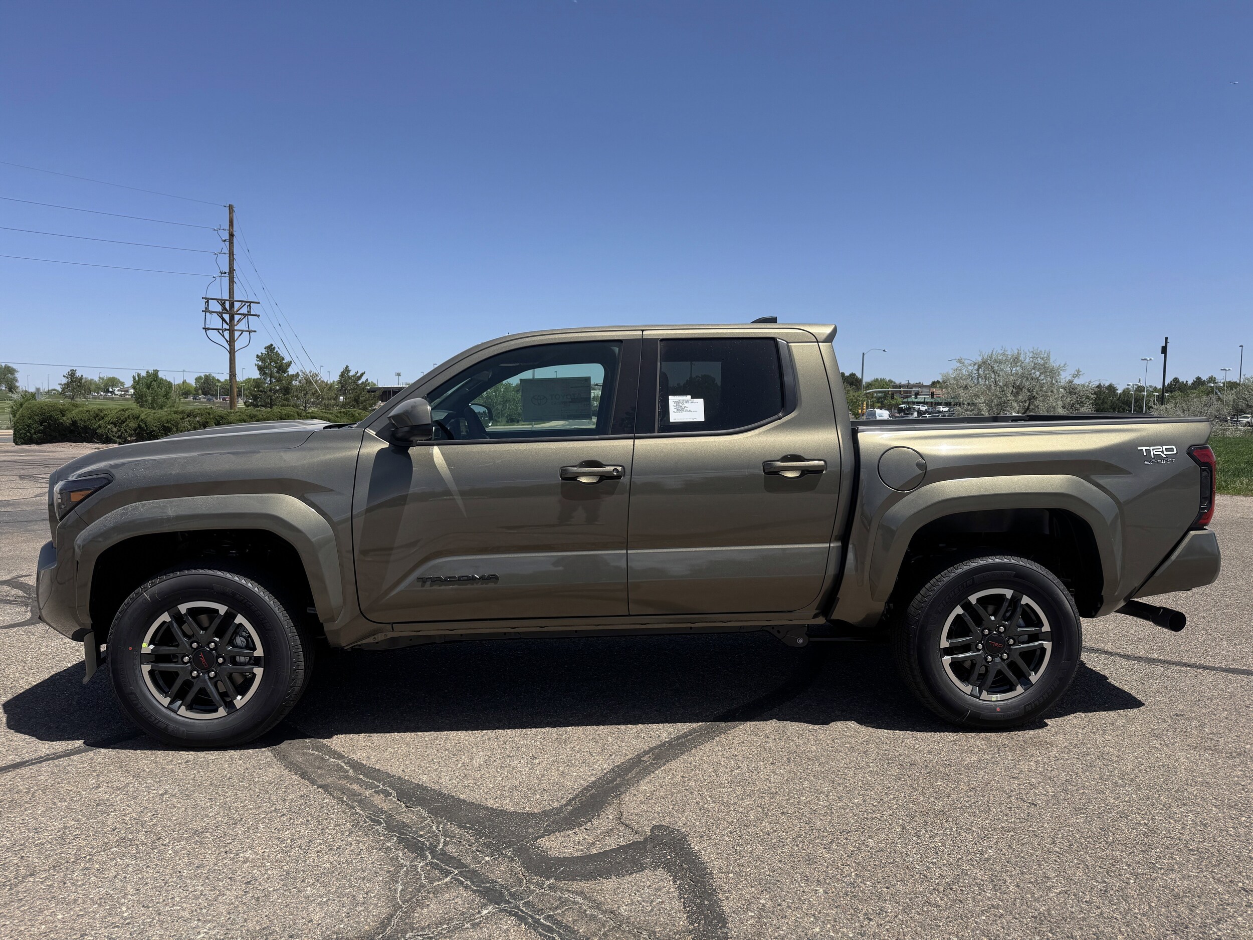 2025 Toyota Tacoma TRD Sport photo 2