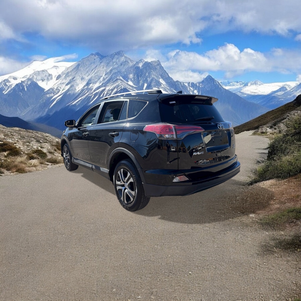 Used 2018 Toyota RAV4 SUV