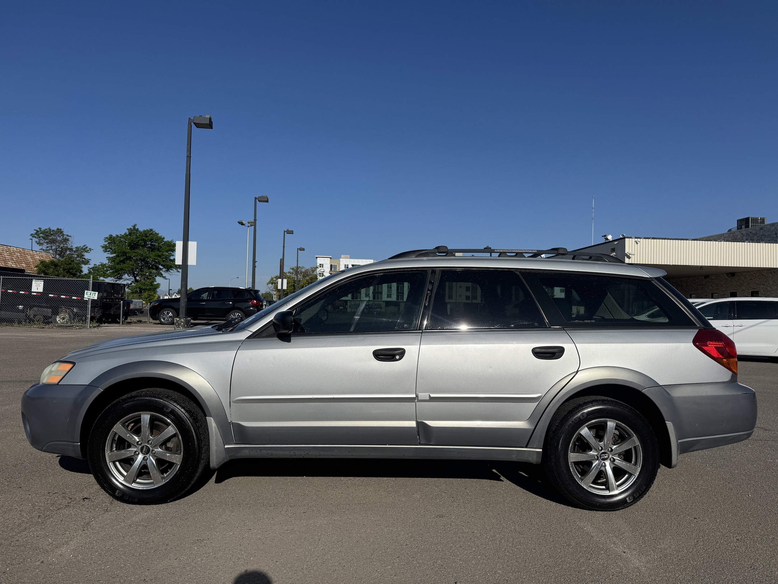 Used 2006 Subaru Outback i with VIN 4S4BP61C867361908 for sale in Aurora, CO