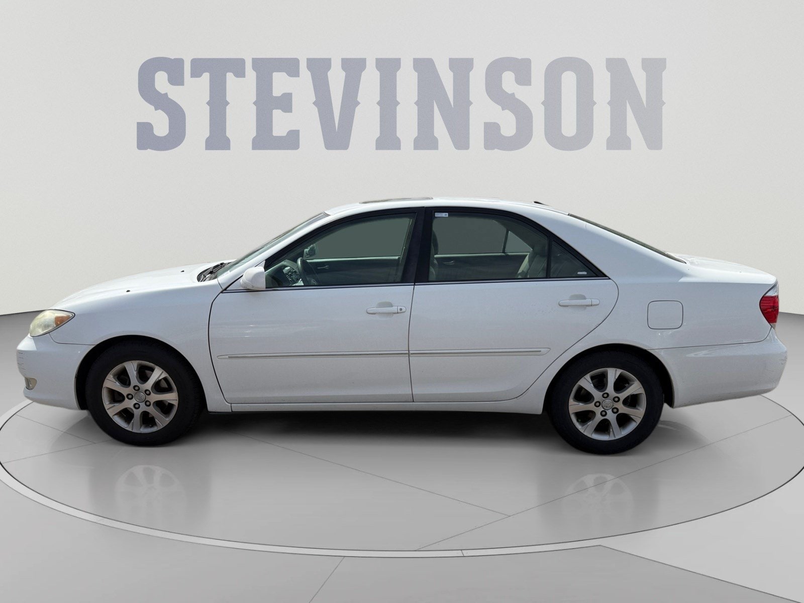 Used 2005 Toyota Camry LE V6 with VIN 4T1BF30K95U606340 for sale in Aurora, CO