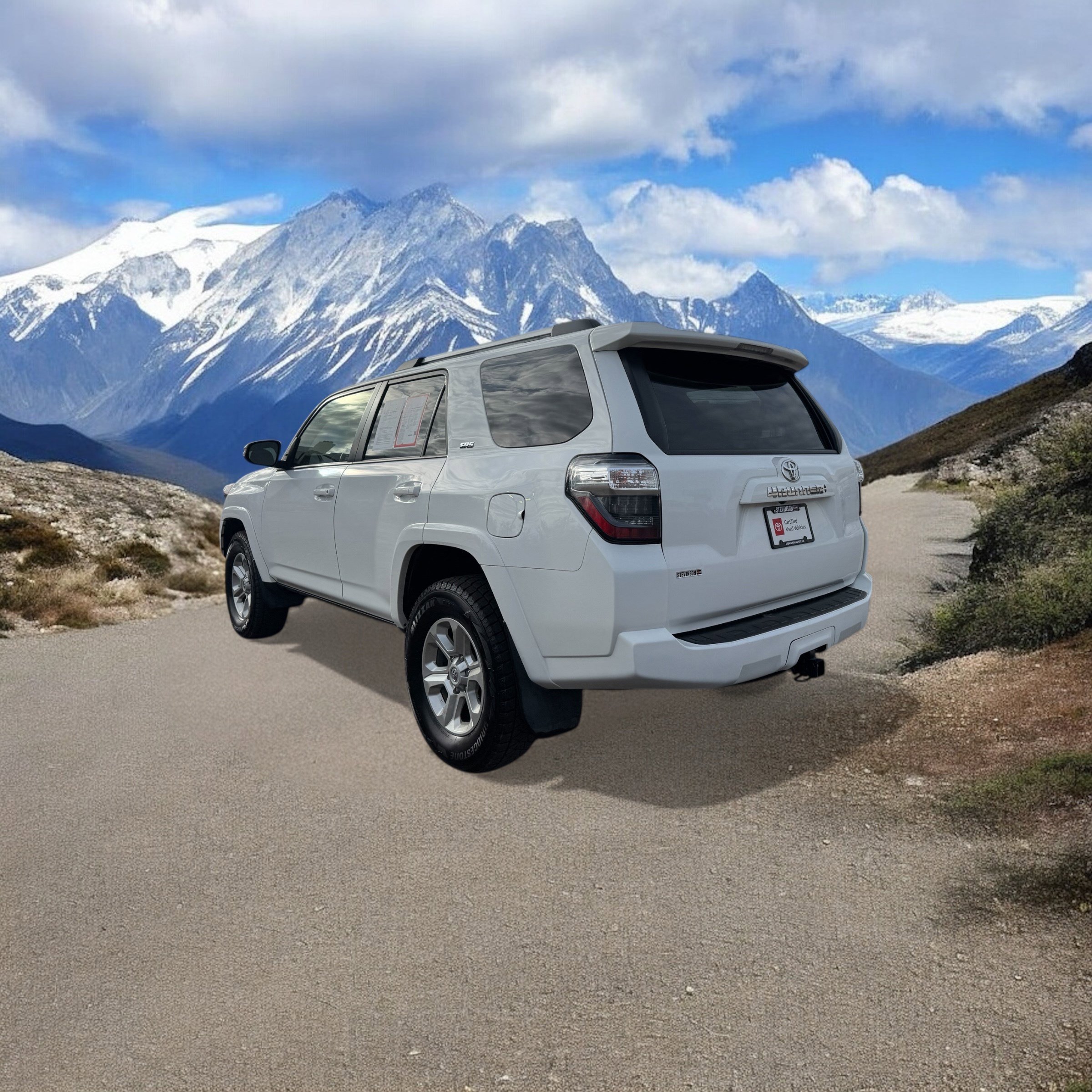 2024 Toyota 4Runner SR5 Premium photo 2