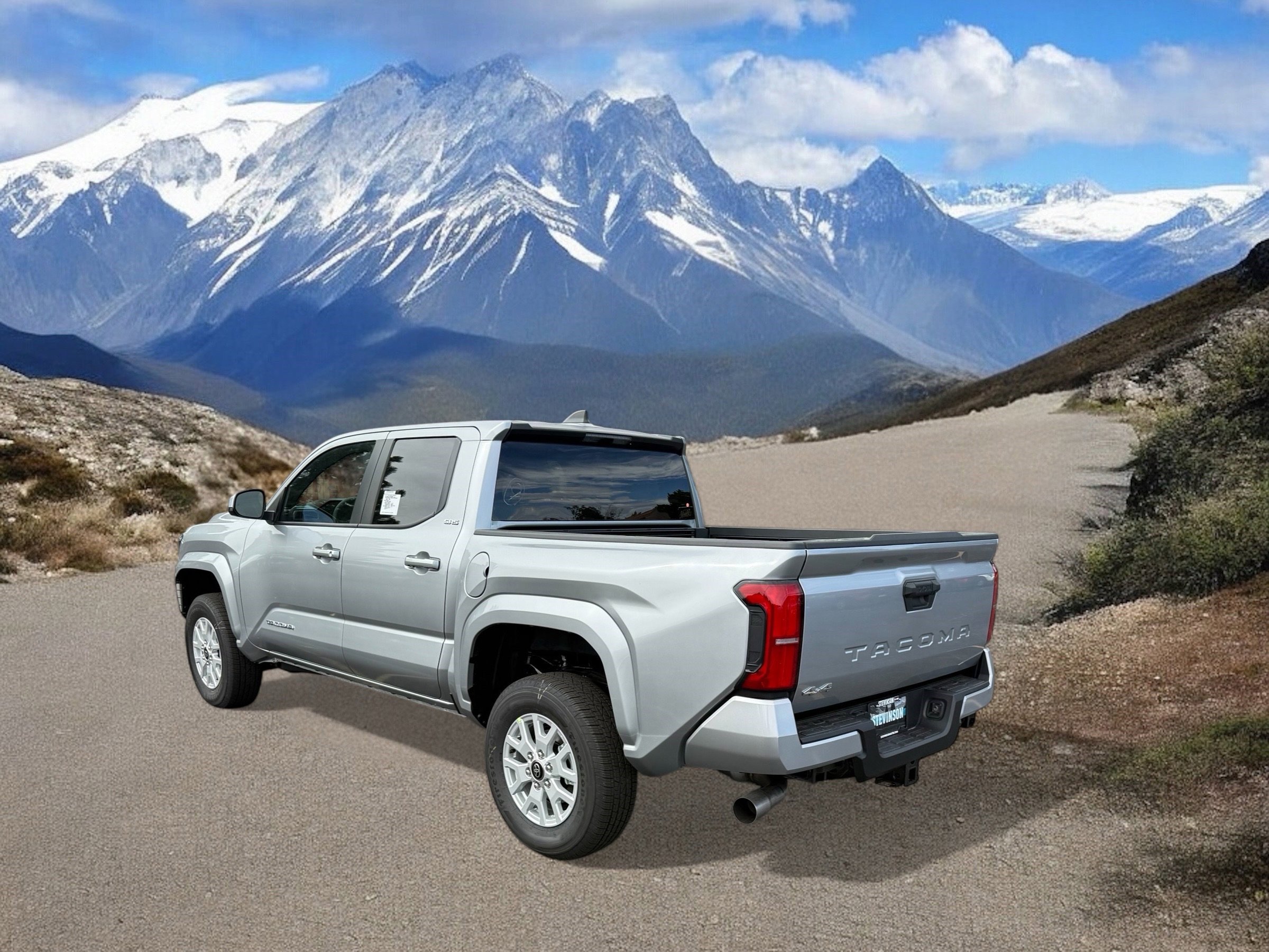2025 Toyota Tacoma SR5 Double Cab photo 3
