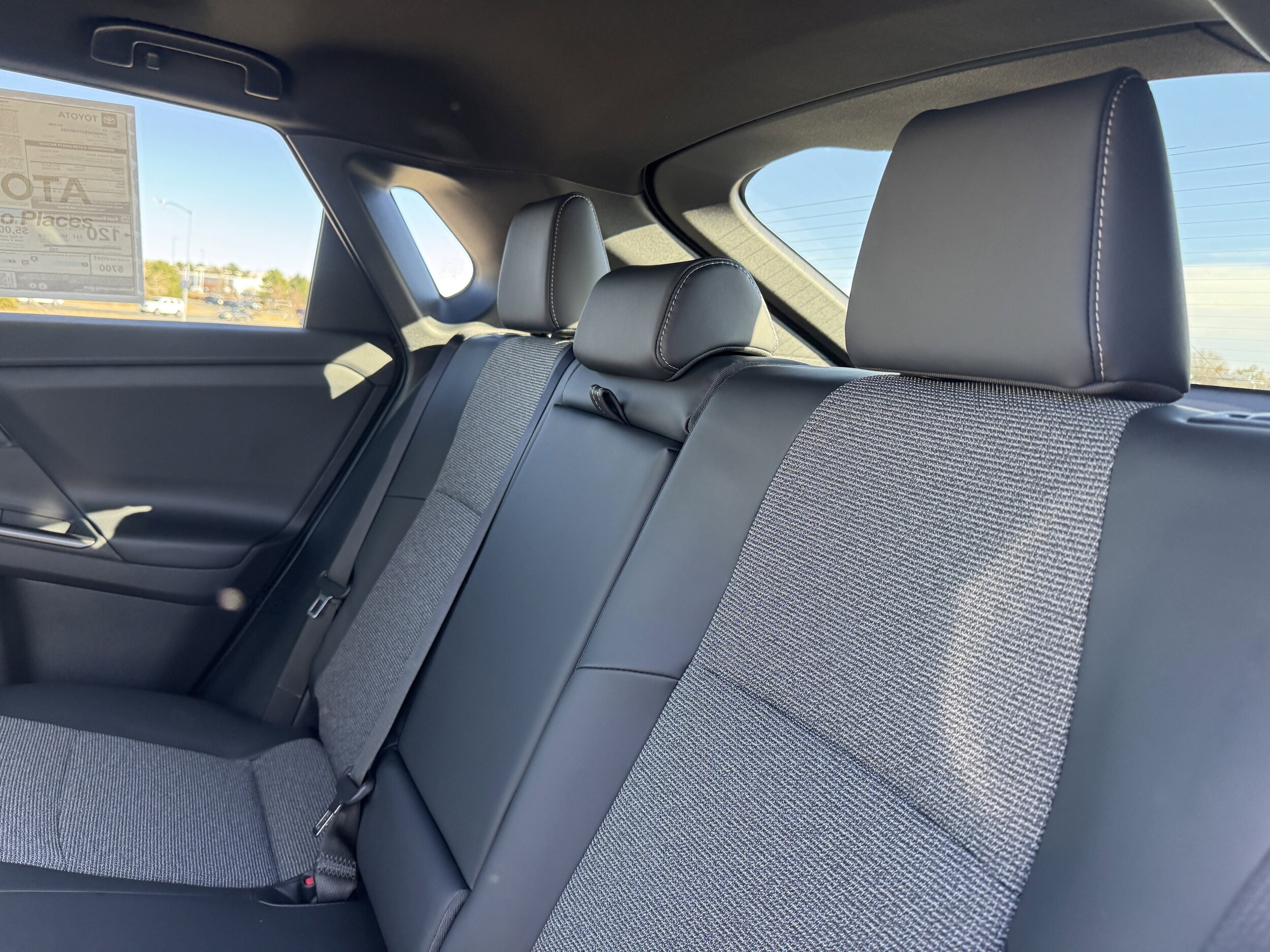 2026 Toyota bZ XLE - Photo 17