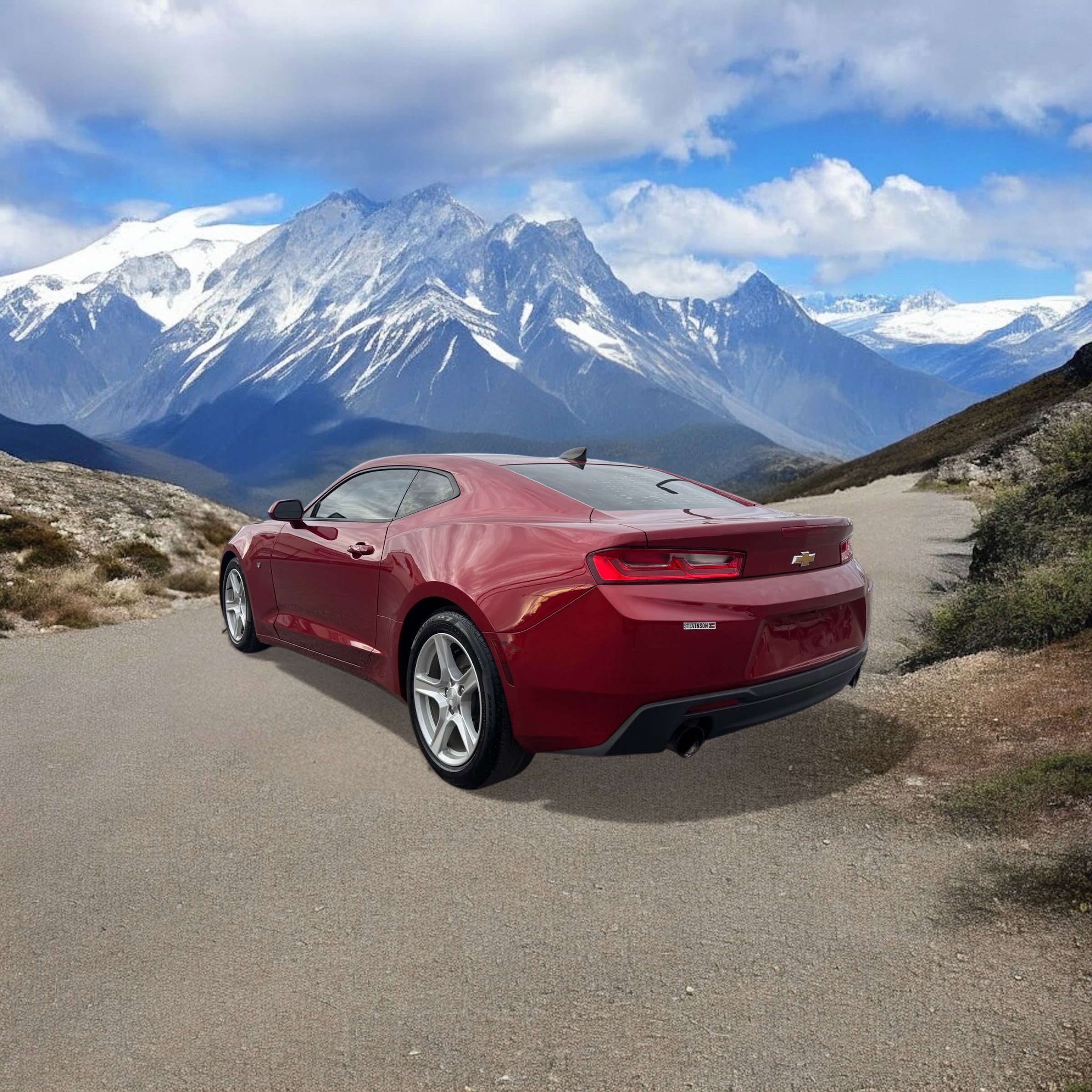 2017 Chevrolet Camaro 1LT photo 2
