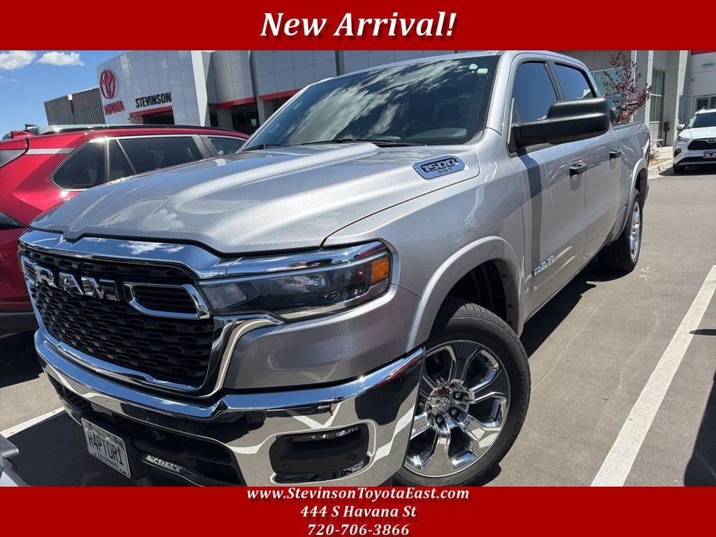2025 RAM 1500 Big Horn/Lone Star 4x4 Crew Cab 5'7's photo