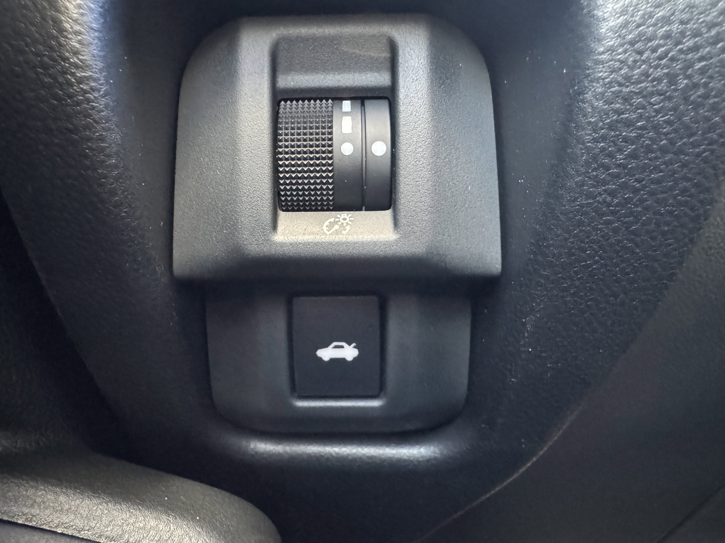 2026 Toyota GR86 Yuzu Edition - Photo 30