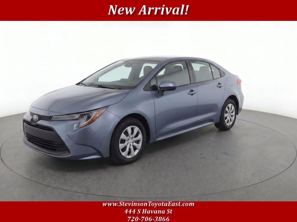 2025 Toyota Corolla LE CVT's photo