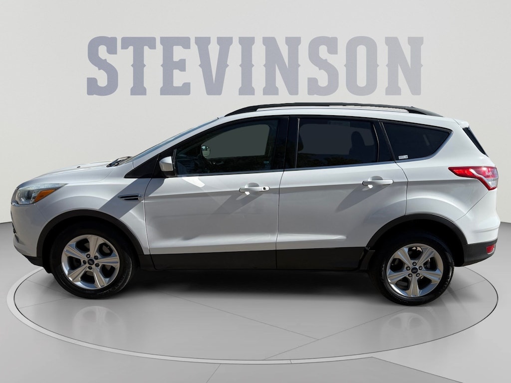 Used 2016 Ford Escape SE SUV