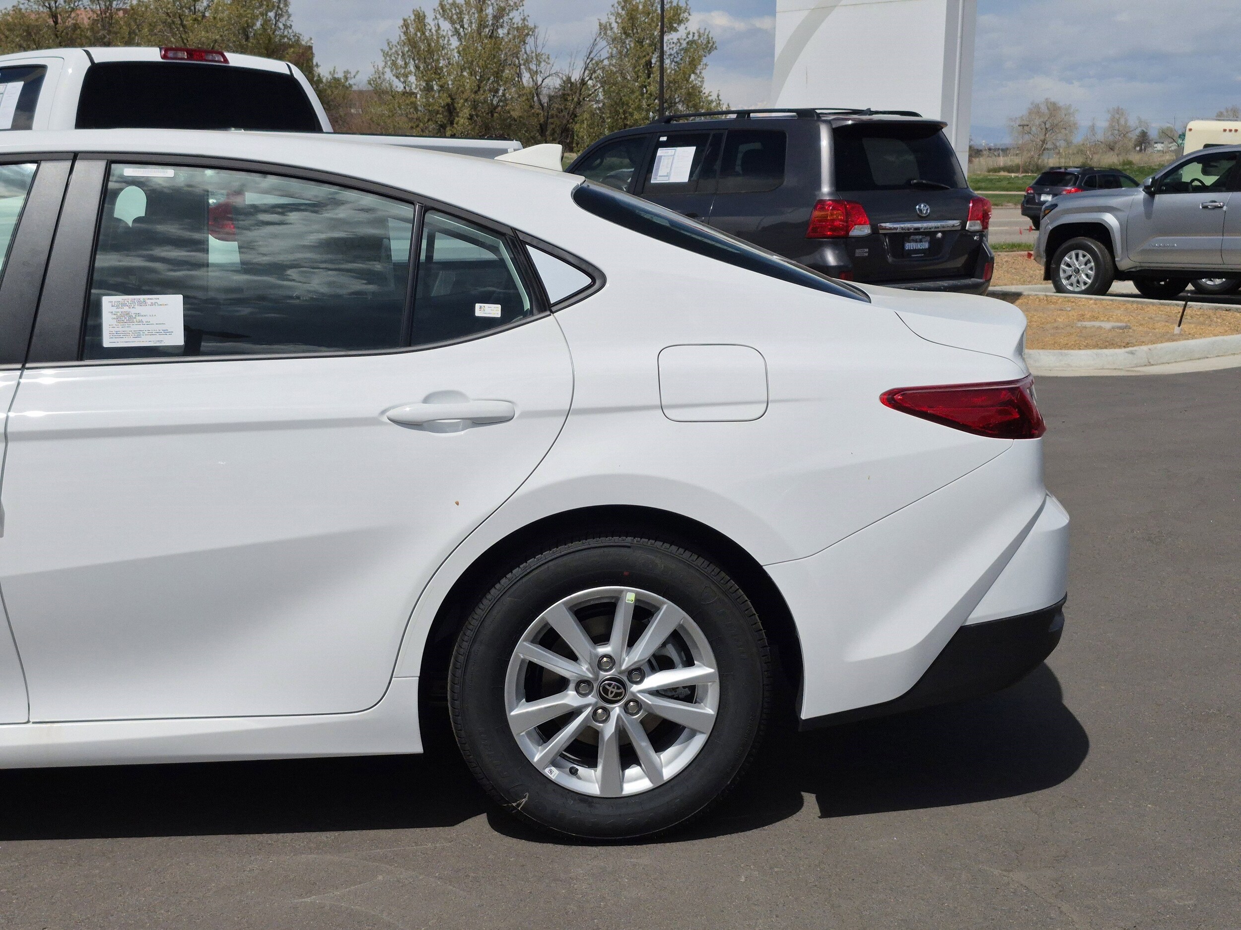 2026 Toyota Camry LE photo 4