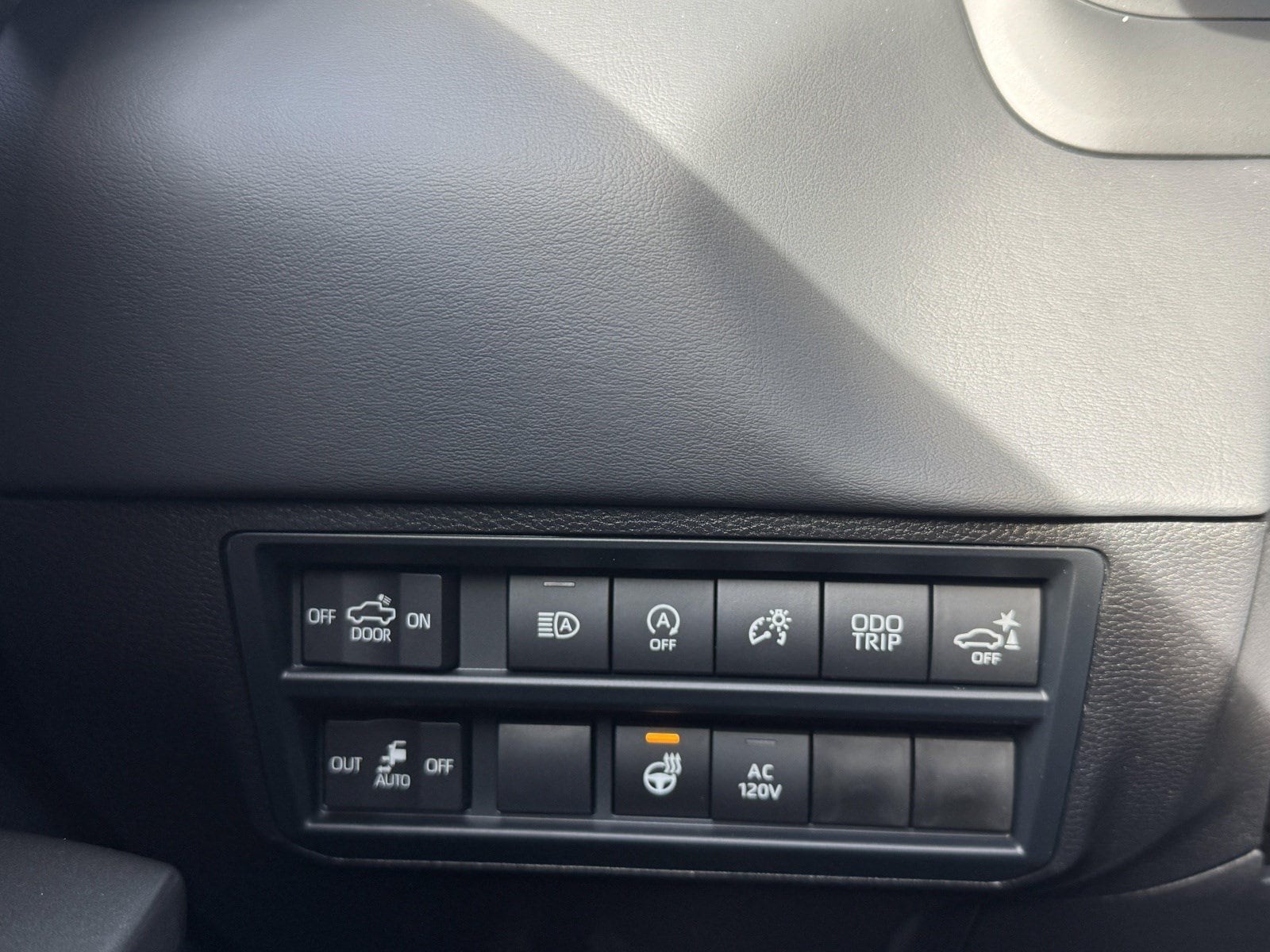 2026 Toyota Tundra Platinum - Photo 33