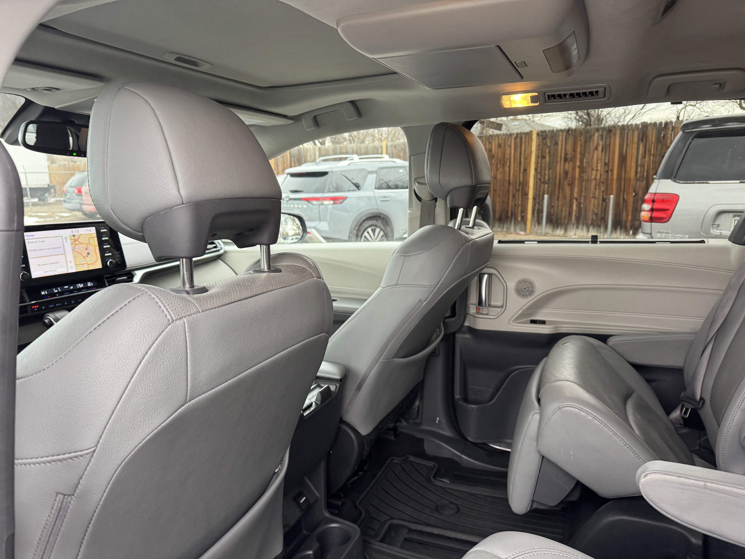 2023 Toyota Sienna Limited - Photo 17