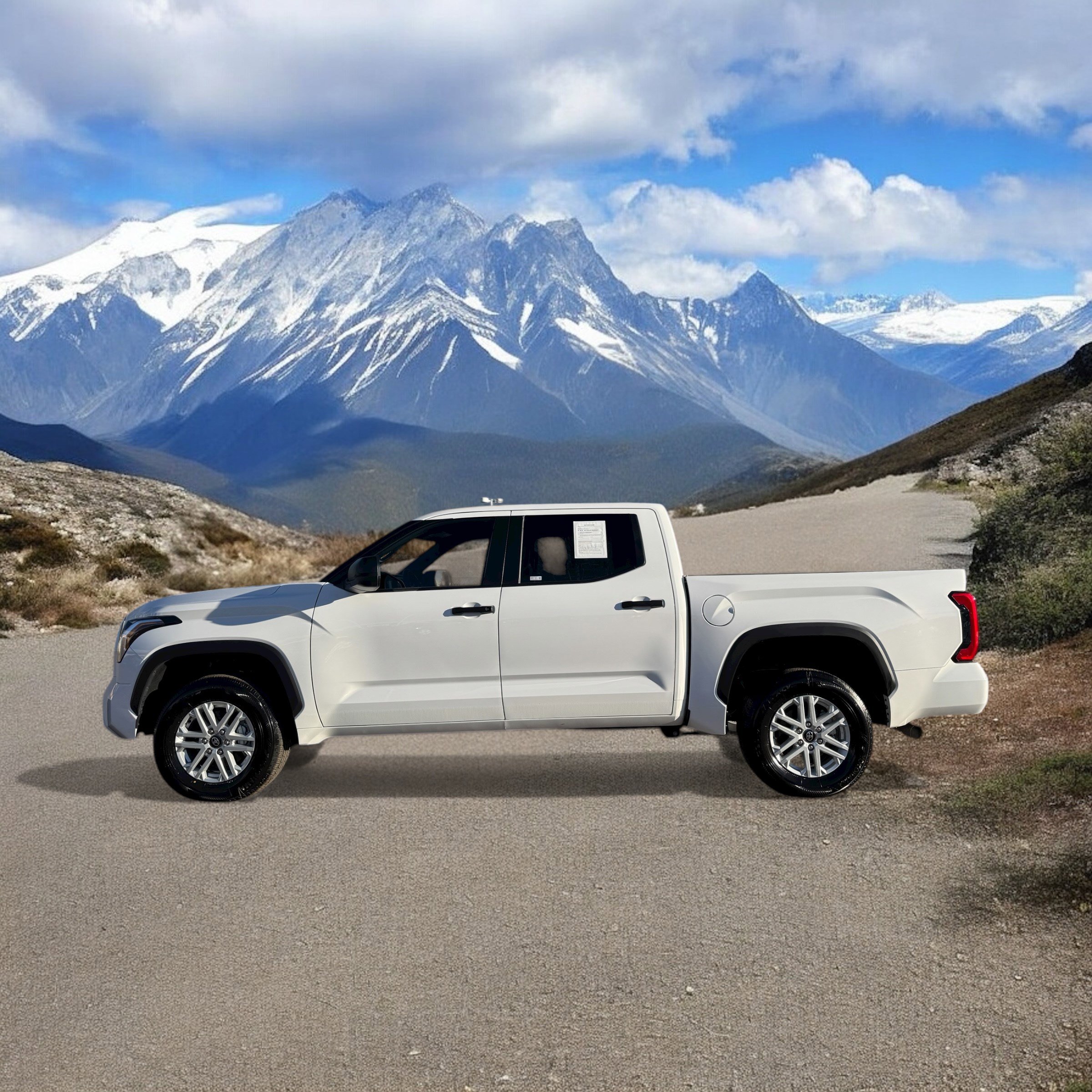 2025 Toyota Tundra SR5 photo 2