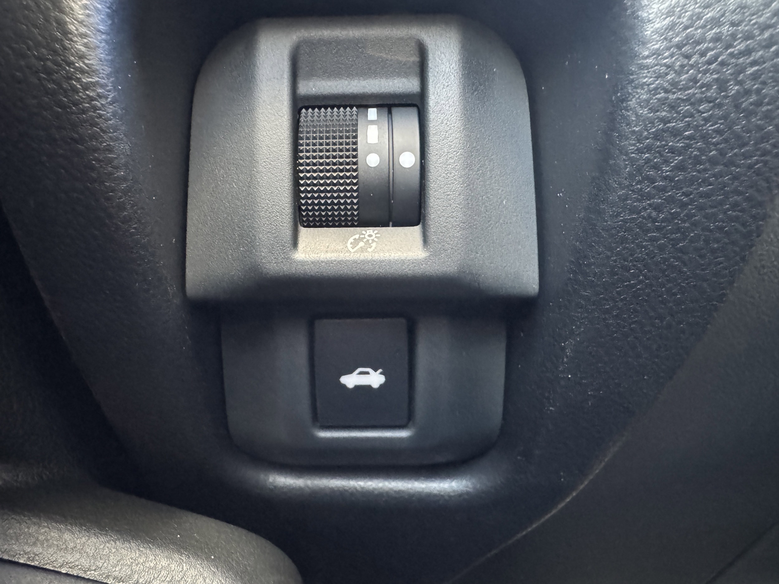 2026 Toyota GR86 Yuzu Edition - Photo 32