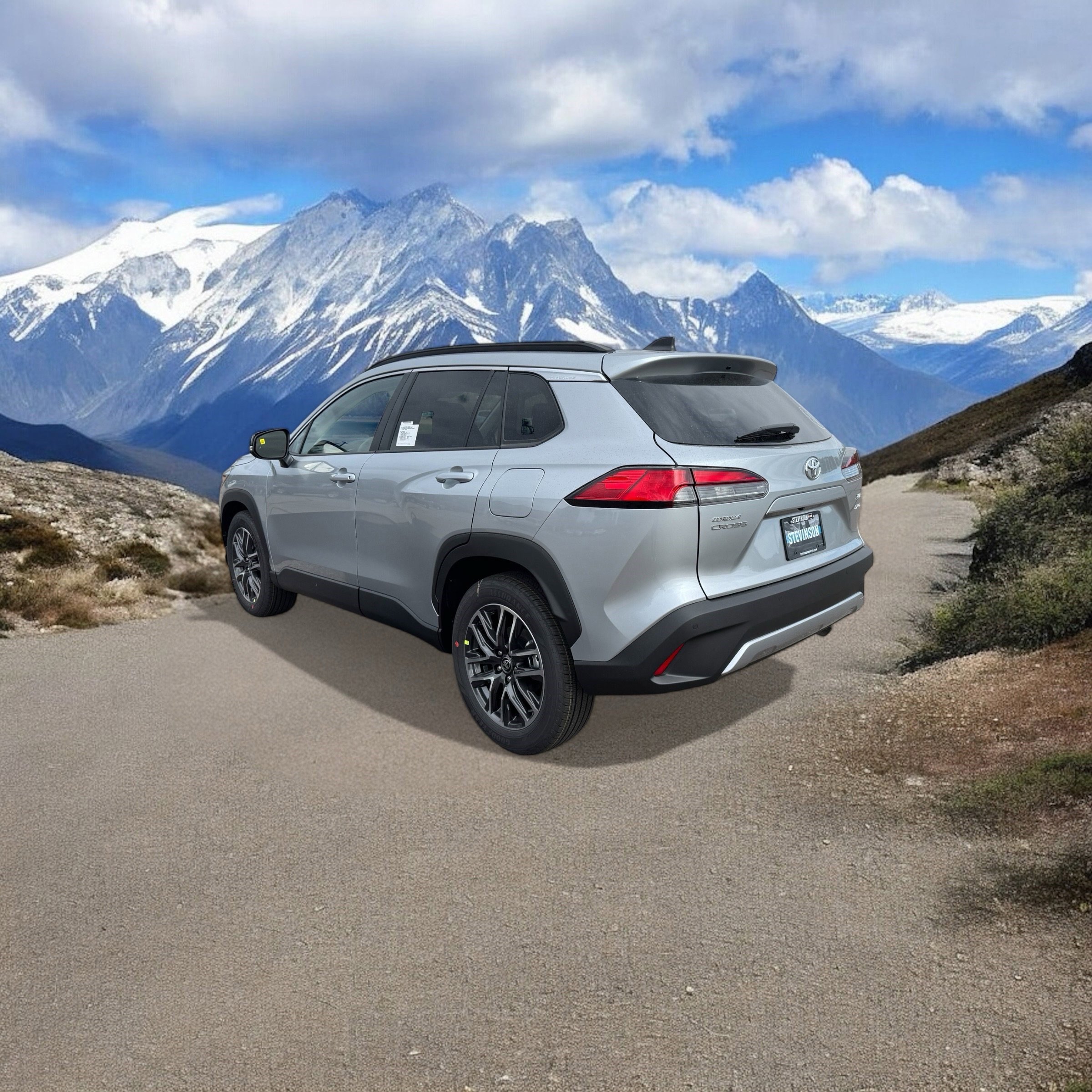 2026 Toyota Corolla Cross XLE photo 3