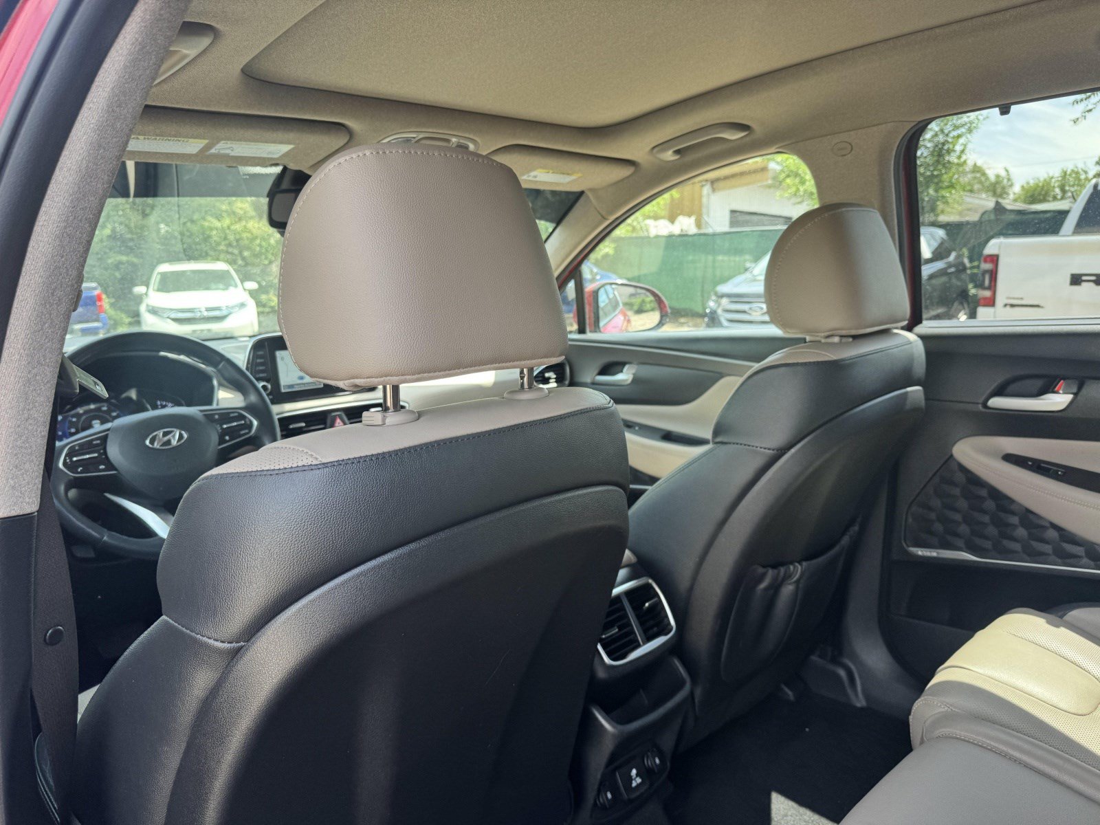 2020 Hyundai Santa Fe Limited - Photo 17