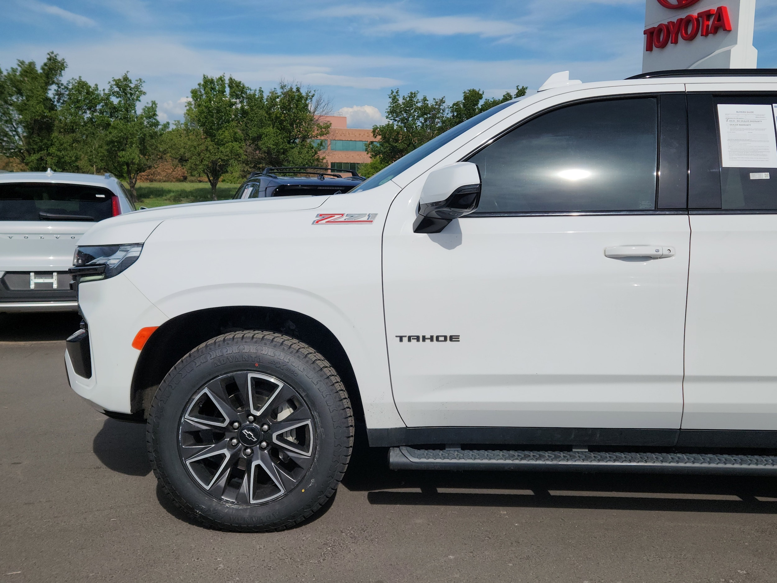 Used 2021 Chevrolet Tahoe Z71 with VIN 1GNSKPKDXMR309091 for sale in Aurora, CO