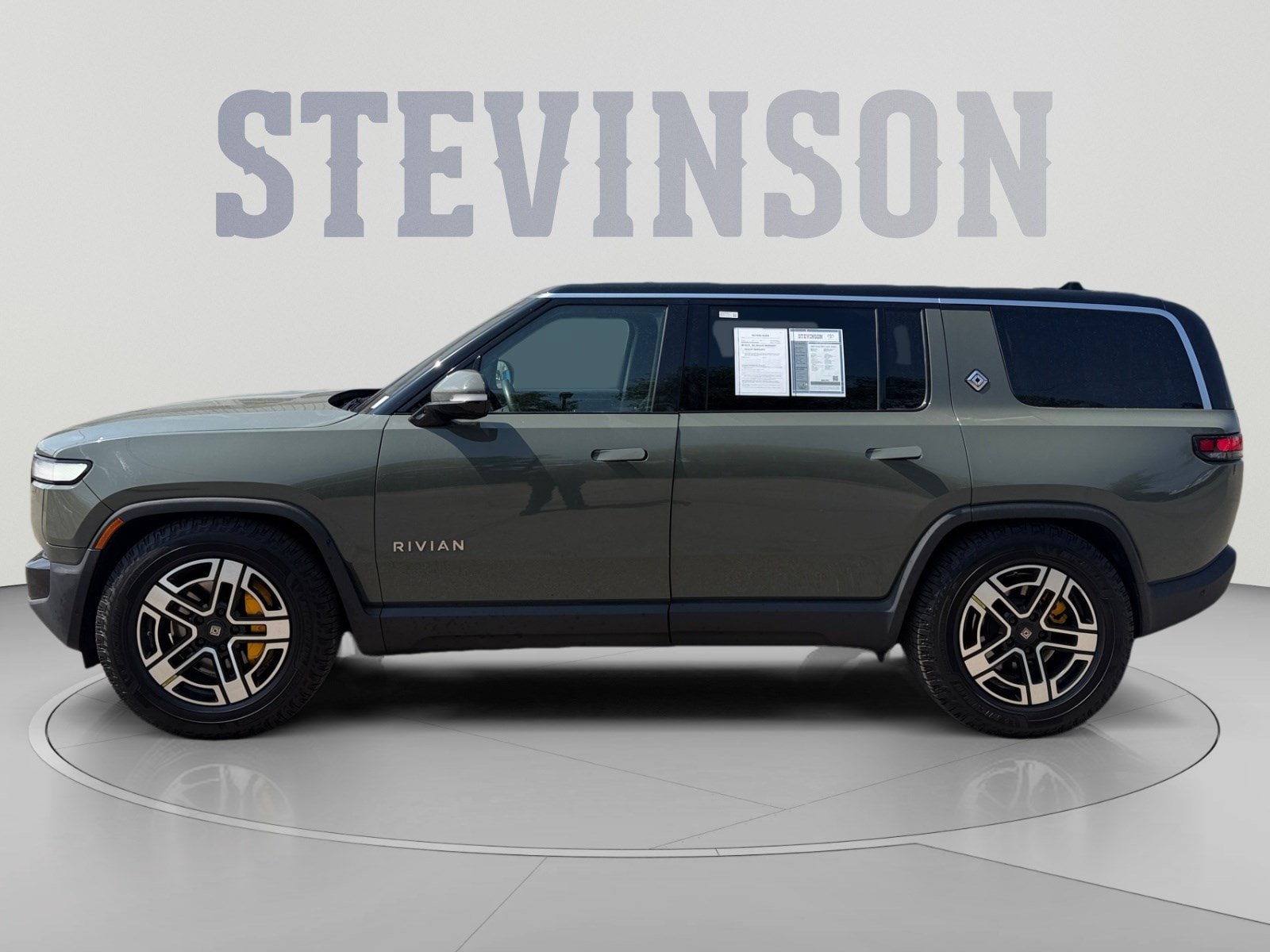 Used 2022 Rivian R1S Launch Edition with VIN 7PDSGABL2NN000943 for sale in Aurora, CO