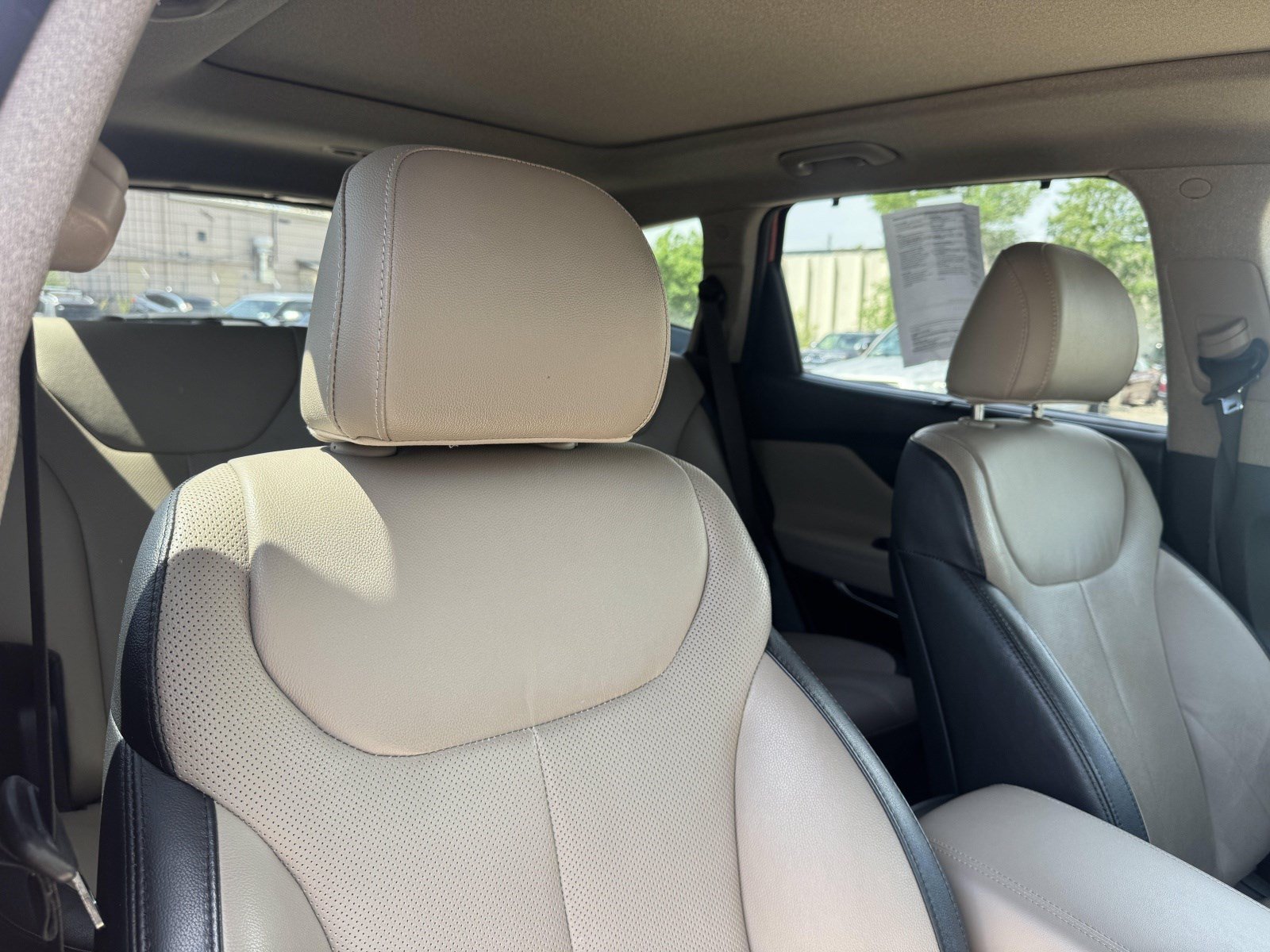 2020 Hyundai Santa Fe Limited - Photo 23