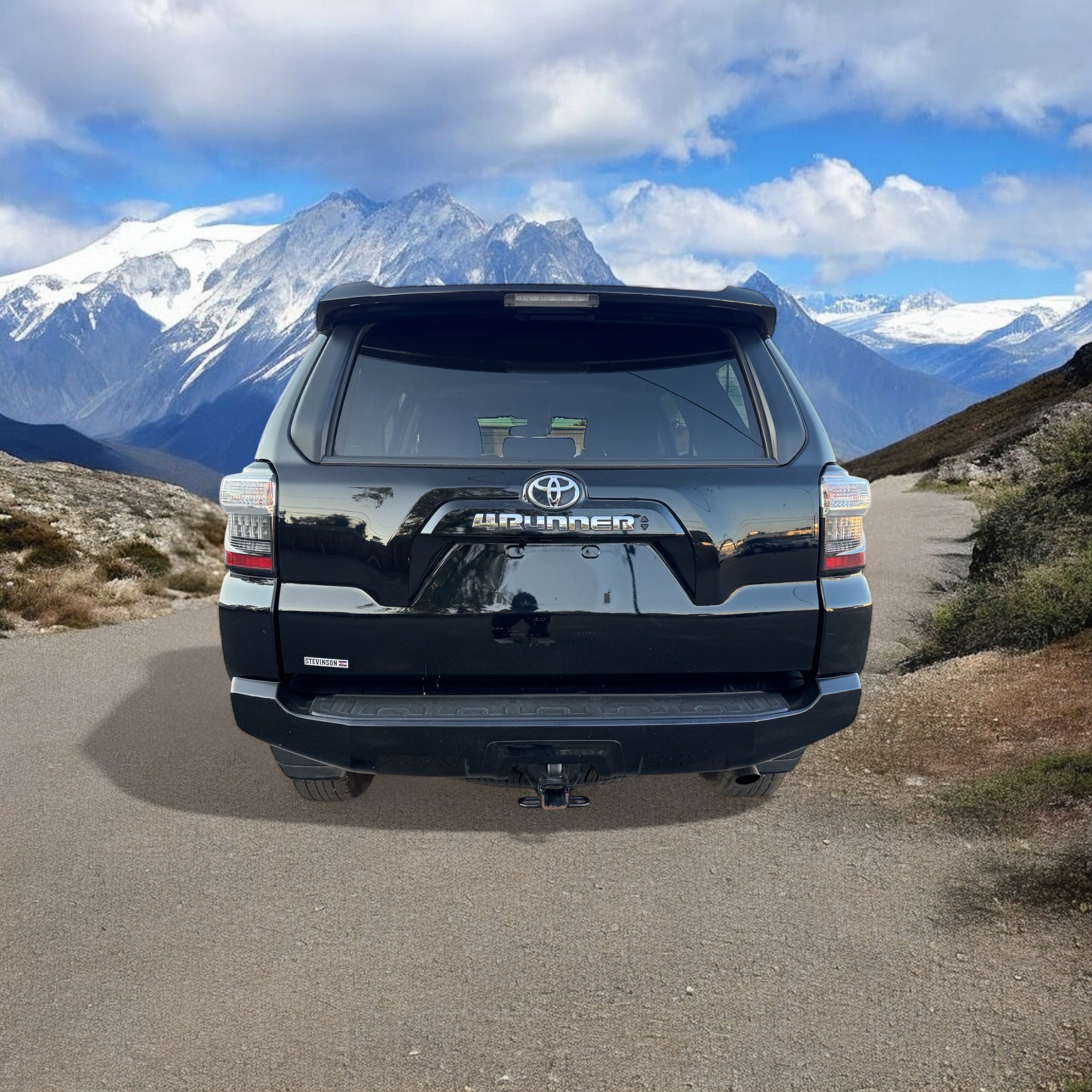 2023 Toyota 4Runner SR5 photo 3