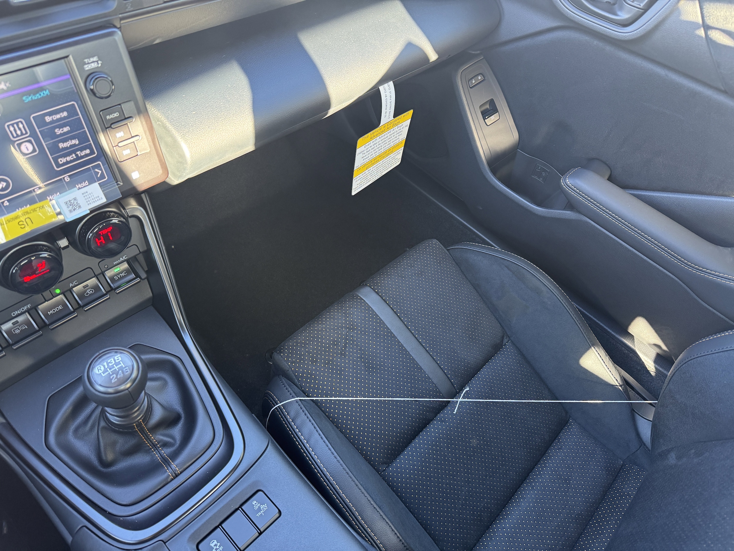 2026 Toyota GR86 Yuzu Edition - Photo 31