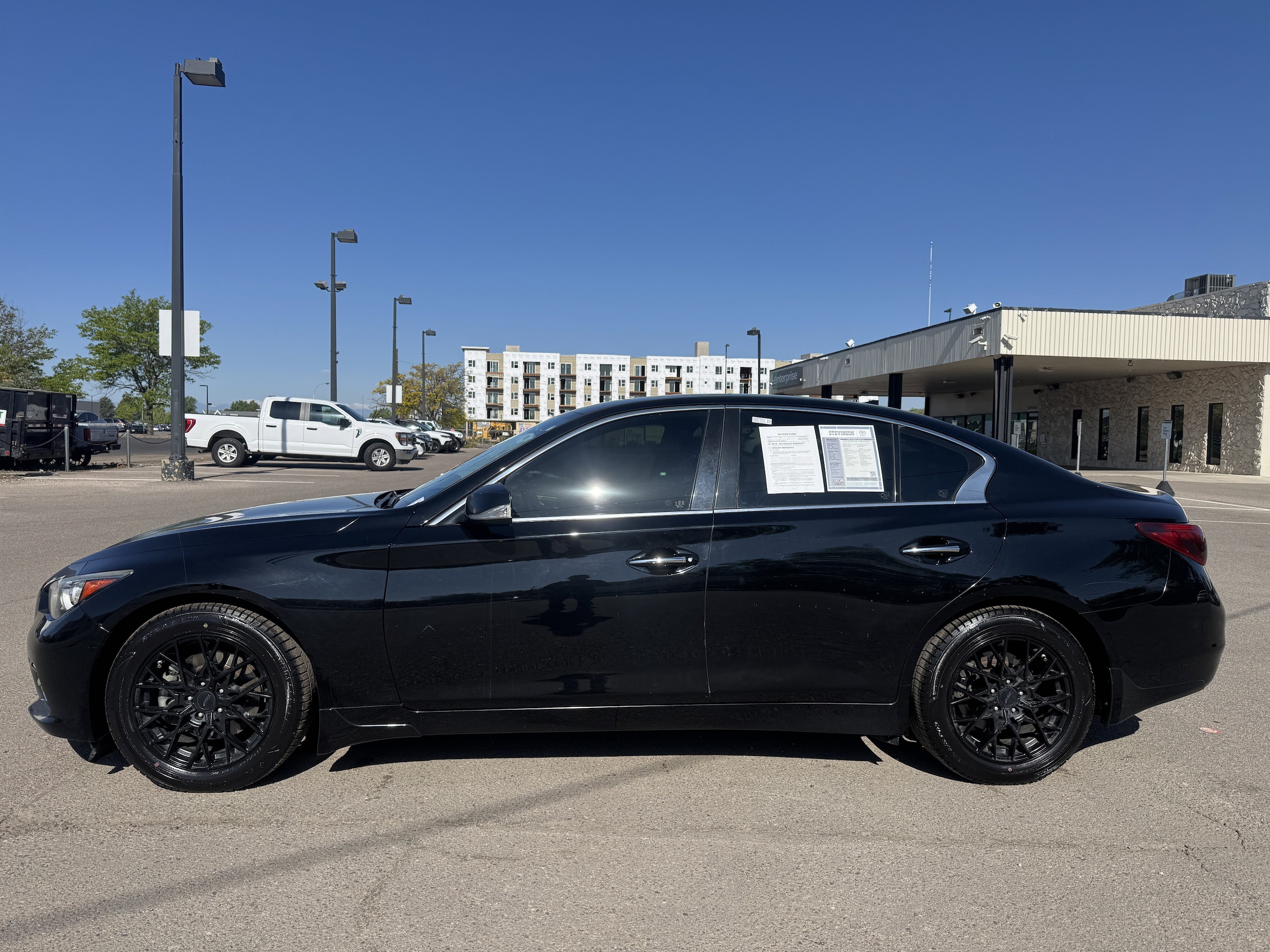 Used 2017 INFINITI Q50 Premium with VIN JN1EV7AR4HM836348 for sale in Aurora, CO